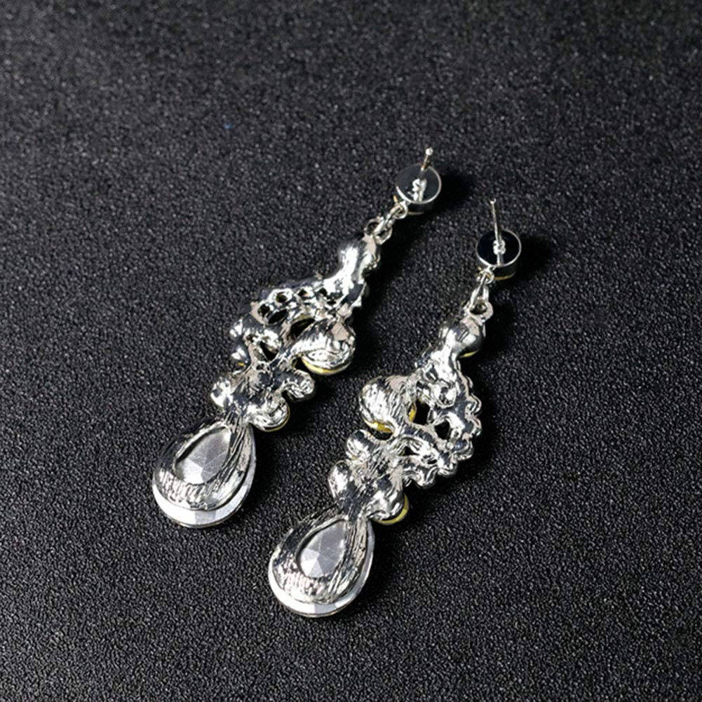Elegant Women's Jewelry Set - Shiny Crystal Diamond Necklace & Earrings Bridal Wedding 2-Piece Set for Bride, Party, Anniversary Gift | Perfect for Weddings, Date Nights, and Special Occasions
