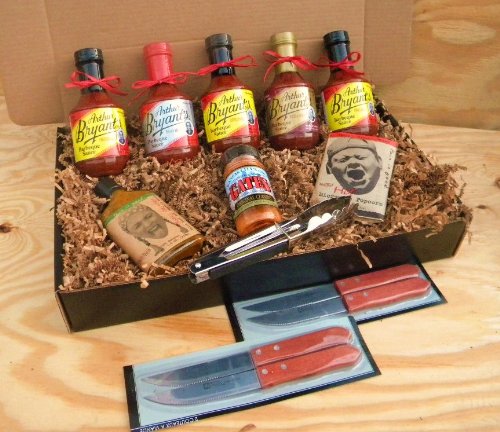 Arthur Bryant's BBQ Sauce Premium Gourmet Gift Set - 5 Bottles BBQ Sauce, KC Dry Rub, Honey Cayenne Hot Sauce, Spicy Popcorn, Stainless Steel Tongs & 4 Wood-Handled Steak Knives - Perfect for Grilling, BBQ Parties & Gourmet Cooking