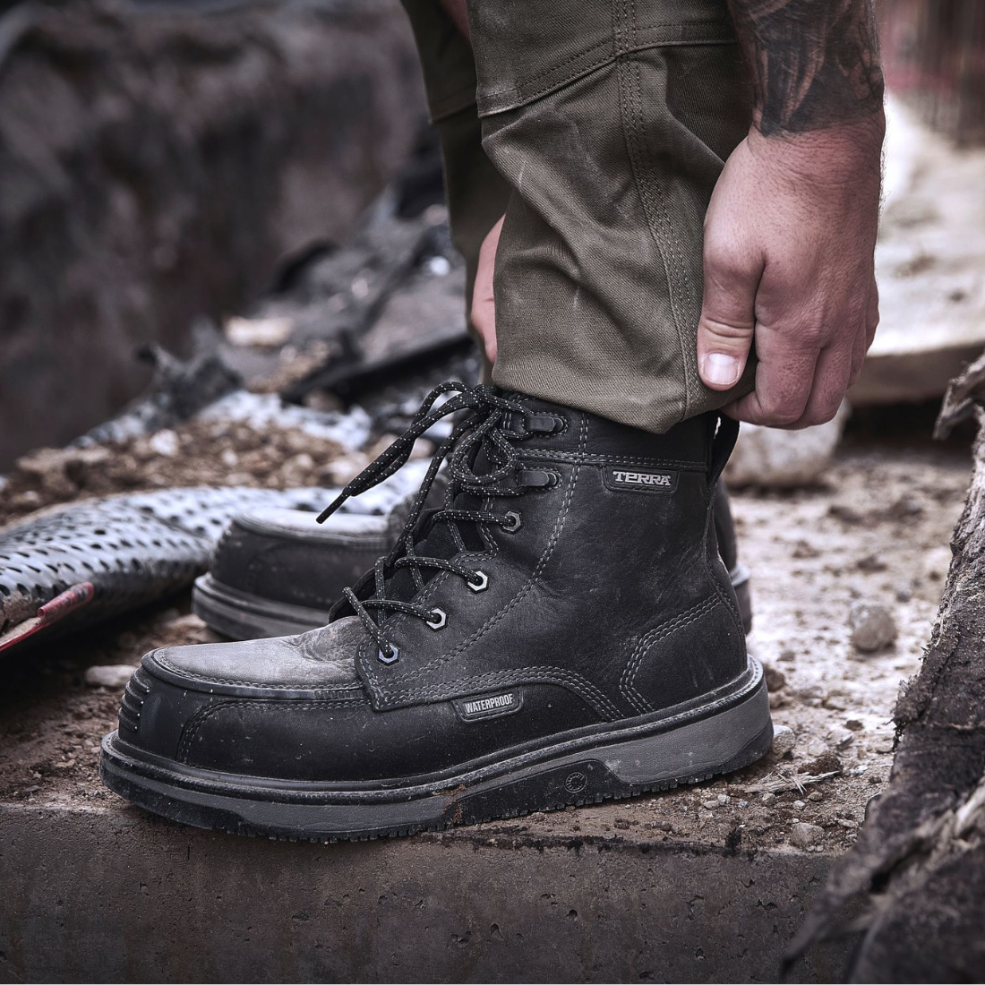 Terra Ironstone Men's 6-Inch Waterproof Composite Toe Work Boot 839GBK - Black | Heavy Duty Safety Shoes for Construction, Oil Rig & Outdoor Work