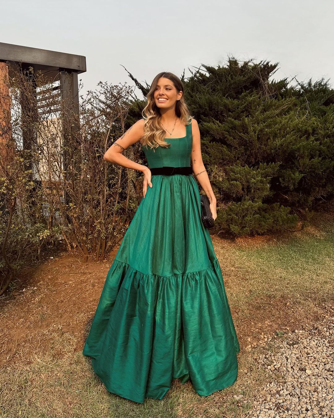 Elegant A-Line Green Satin Long Prom Dress for Wedding Guest - J5165 | Perfect for Formal Events, Evening Gowns & Special Occasions