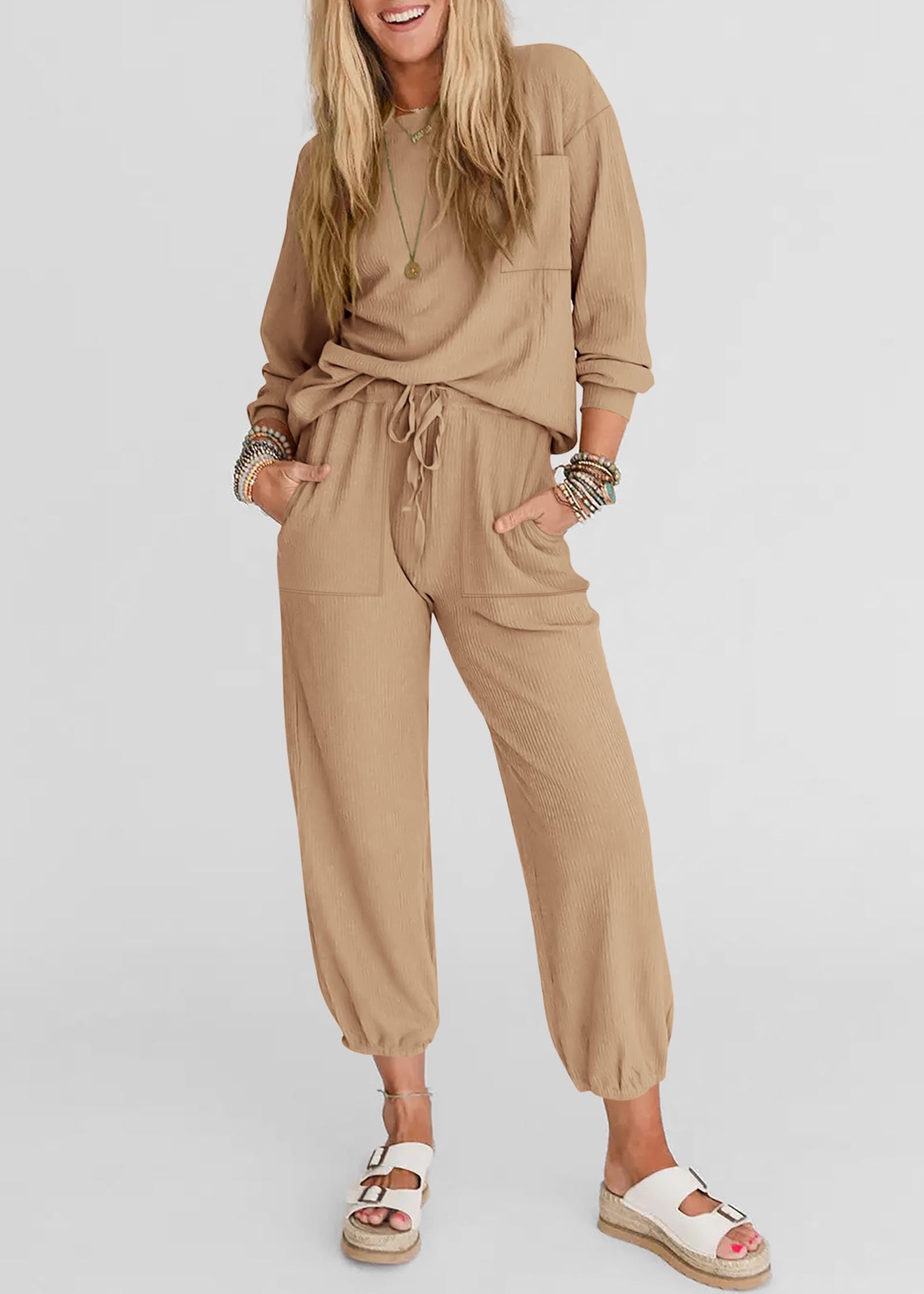 KIRUNDO Women's Lightweight Lounge Set - Comfortable Travel & Airport Outfit with Drawstring Pants & Tops - Perfect for Maternity, Postpartum & Casual Wear