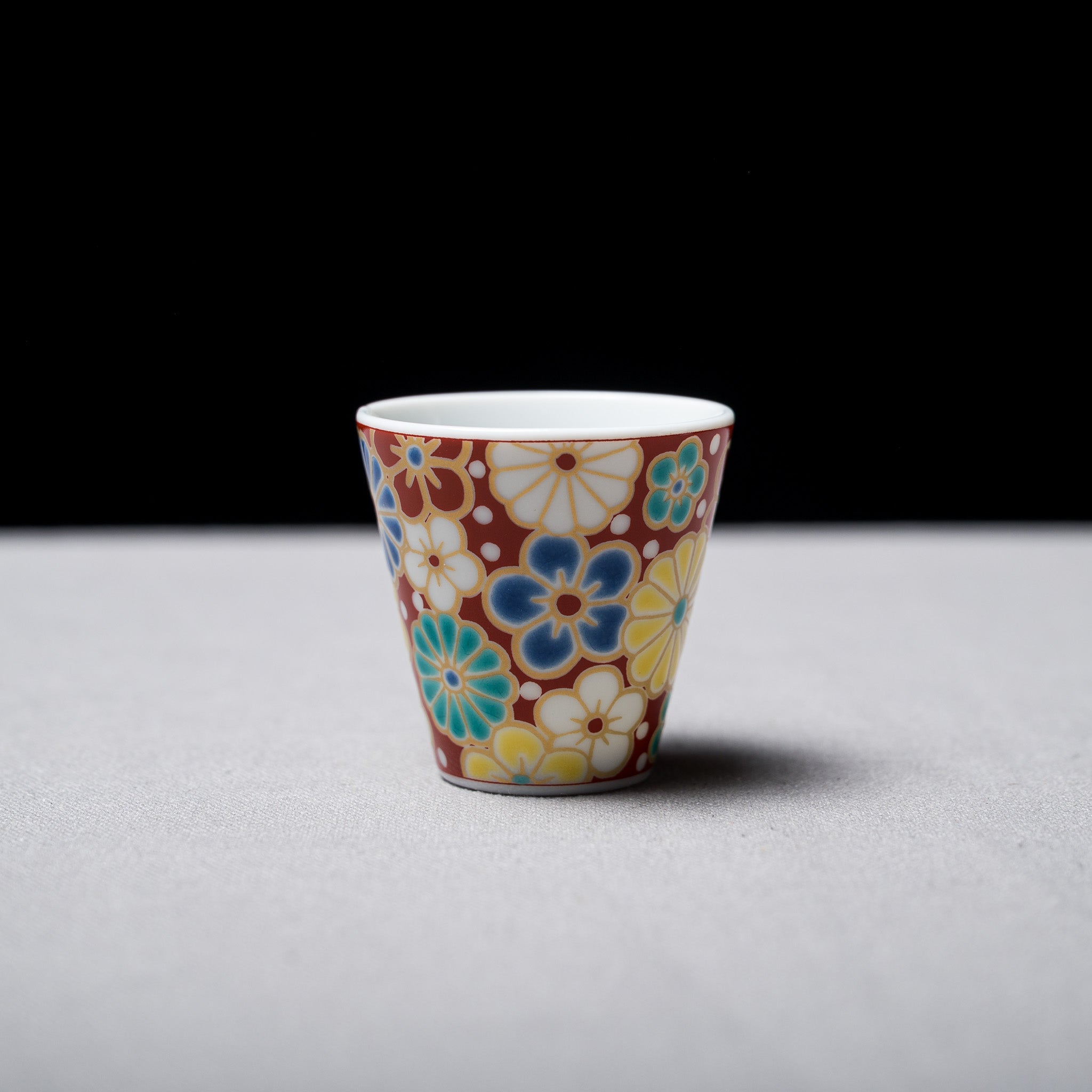 Kutani Design x Wakasa Porcelain Sake Cup Set - 30 Unique Japanese Ceramic Drinking Cups for Sake, Tea & Cocktails - Traditional Handcrafted Japanese Tea Ceremony & Home Bar Accessories