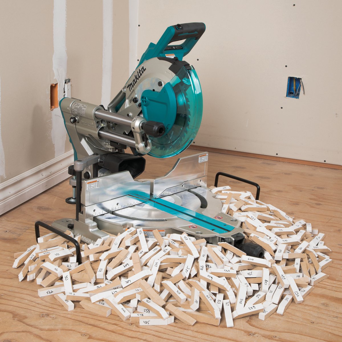 36V (18V X2) LXT Brushless 10-Inch Dual-Bevel Sliding Compound Miter Saw with AWS and Laser - Perfect for Woodworking, Carpentry, and DIY Home Improvement Projects