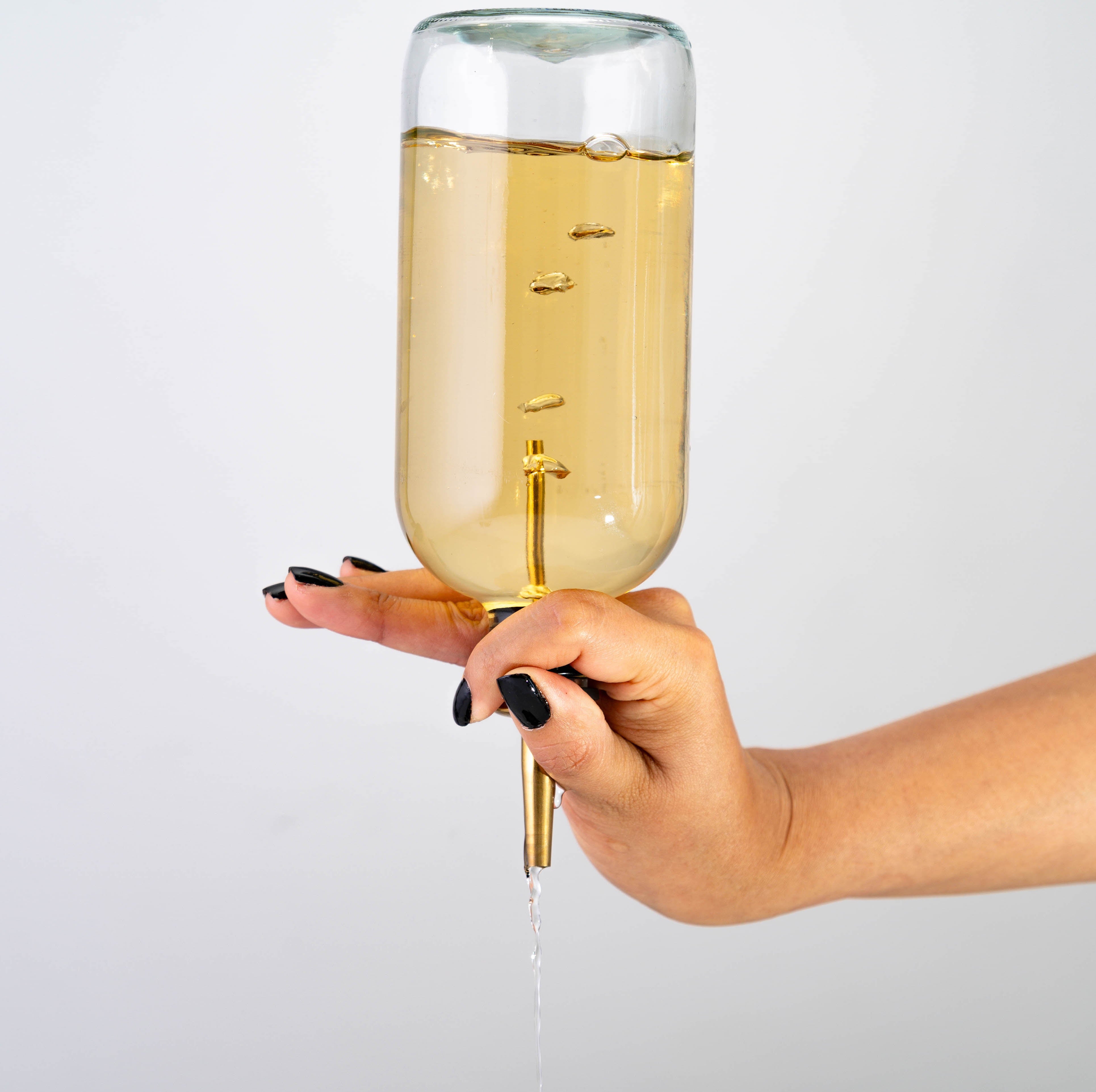 Premium Gold Pour Spout - Durable & Leak-Proof for Liquids, Essential for Bartending, Home Brewing & Kitchen Use