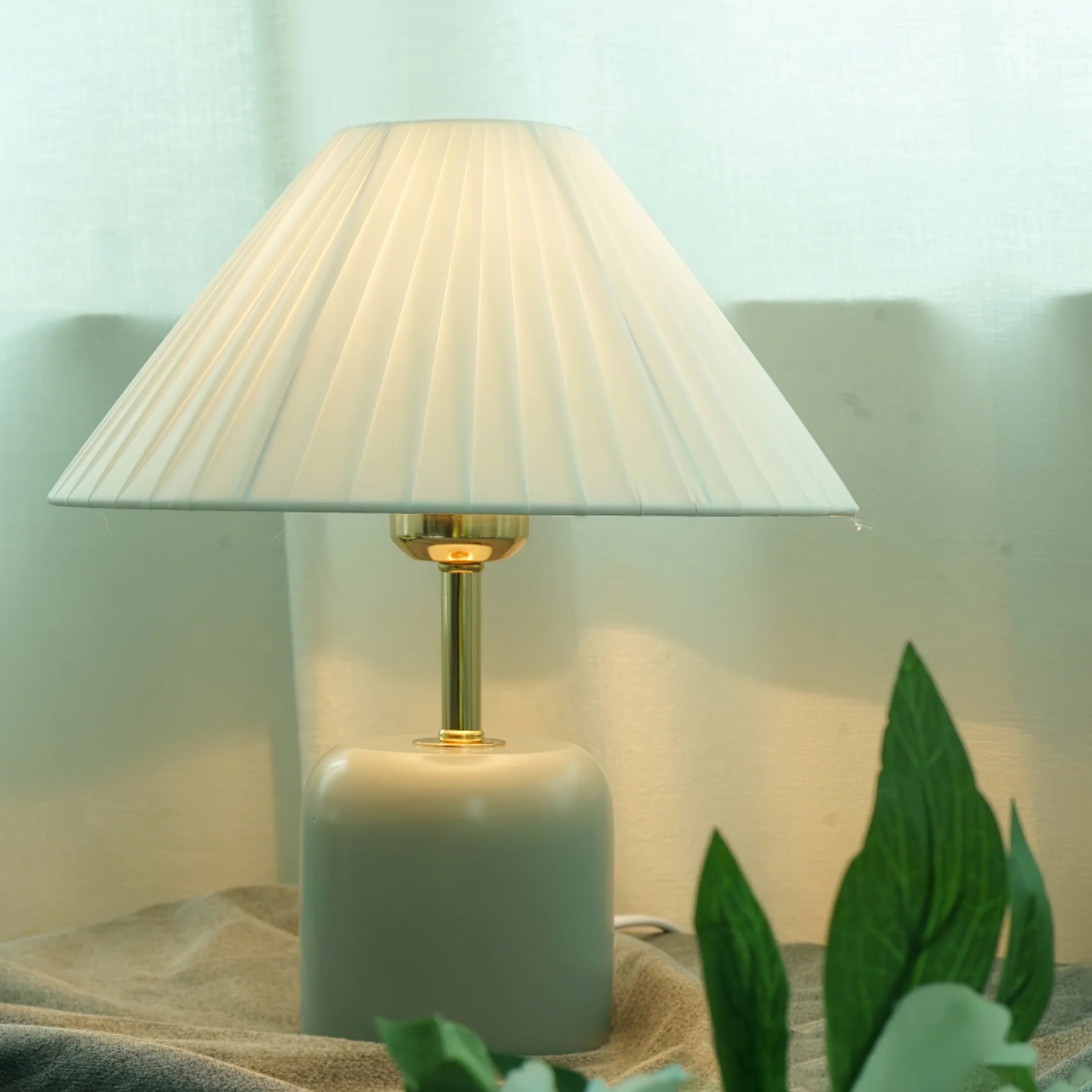 Nordic Style Modern LED Desk Lamp - Adjustable Brightness for Home Office, Study, and Reading - Perfect for Workspaces, Bedrooms & Dorm Rooms