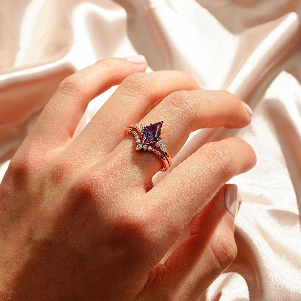 2 CT. Art Deco Kite Cut Alexandrite Engagement Ring Set With Moissanite Accents - Vintage Inspired Wedding Ring for Women, Perfect for Proposals, Anniversaries & Special Occasions