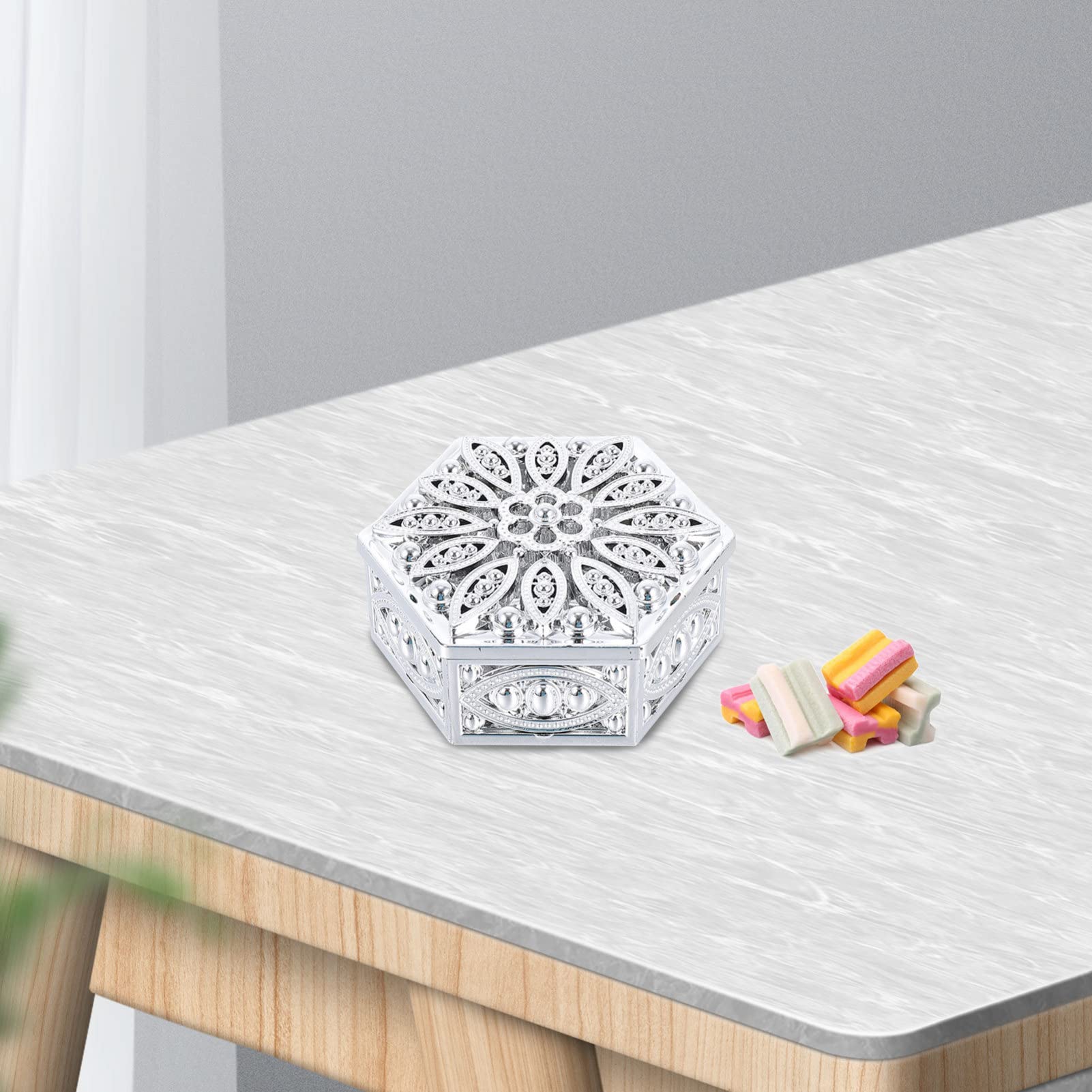 12pcs Plastic Candy Boxes for Wedding & Party Favors - Elegant Gift Packaging