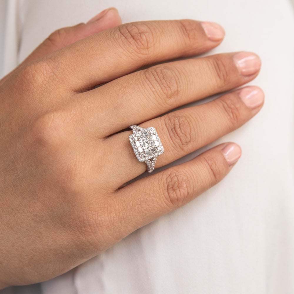 18ct White Gold 1.80 Carat Diamond Ring with 1.00 Carat Certified Princess Cut Center Stone - Perfect for Engagement, Wedding & Anniversary Gifts