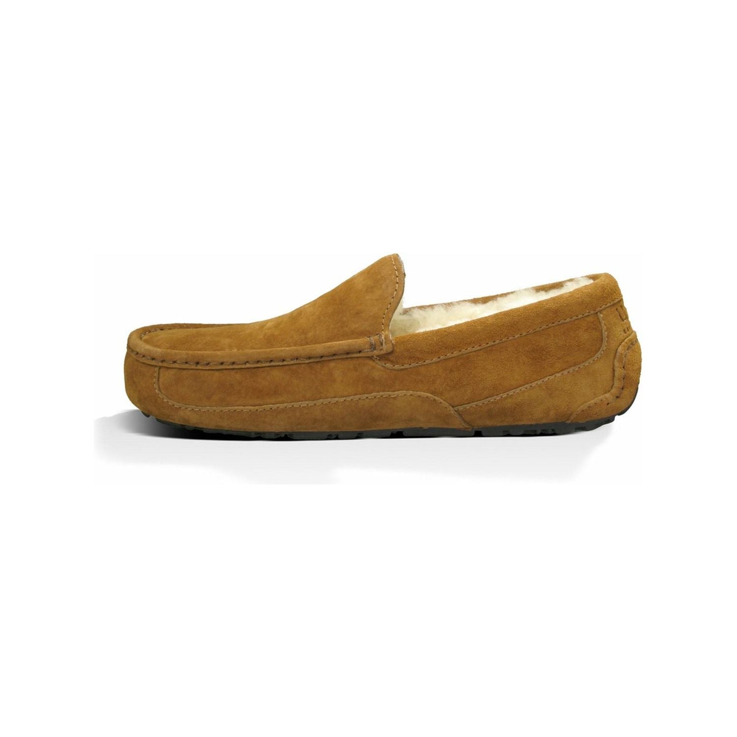 UGG Men's Ascot Slipper in Chestnut - Comfortable Indoor/Outdoor House Shoes for Relaxation & Lounge Wear