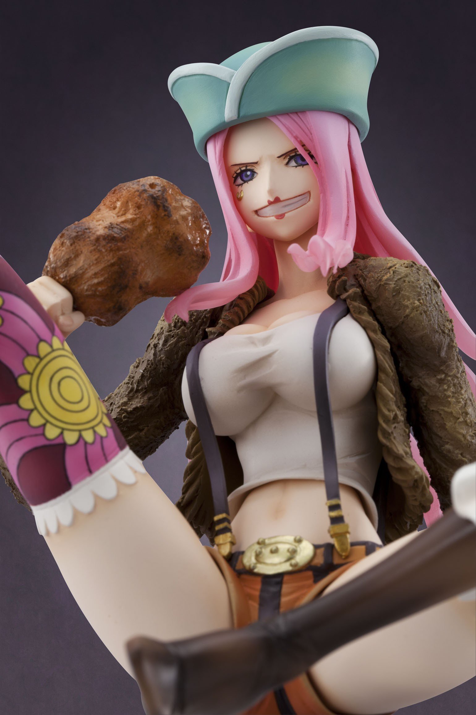 Portrait of Pirates One Piece NEO-DX Jewelry Bonney Figure - Anime Collectible for Fans, Display for Home & Office Decor