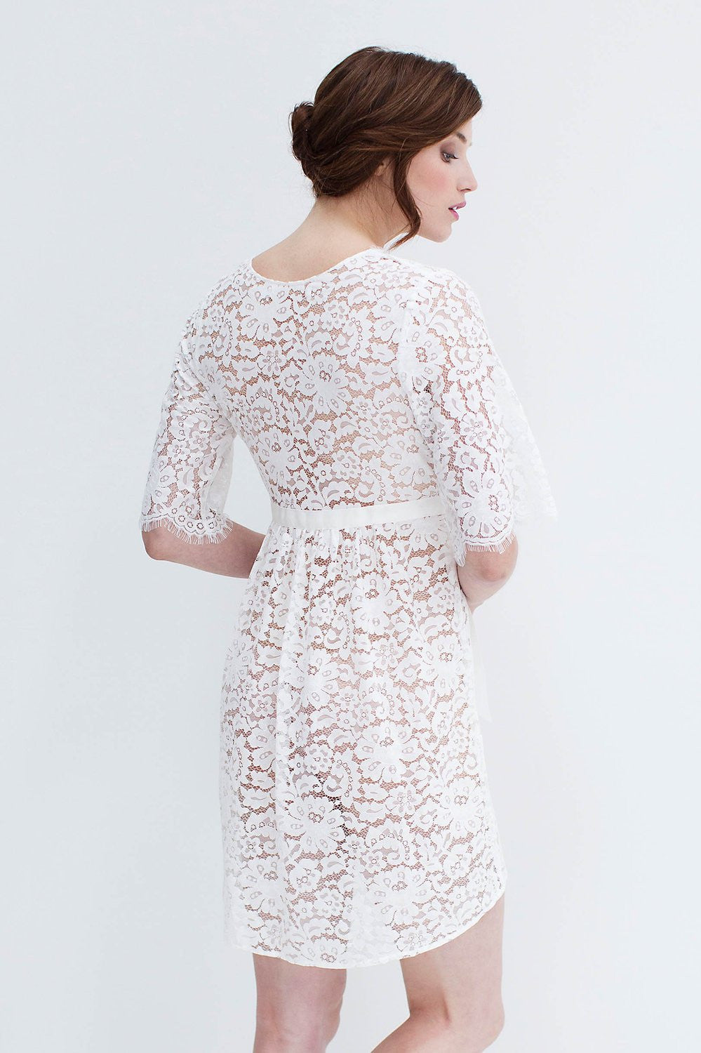 Elegant Off-White Elizabeth Lace Robe - Women's Luxury Bridal Kimono for Wedding, Honeymoon & Special Occasions