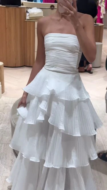 Elegant White A-Line Tiered Prom Dress for Birthday Party & Evening Events - J6596 | Perfect for Homecoming, Formal Dances & Special Occasions