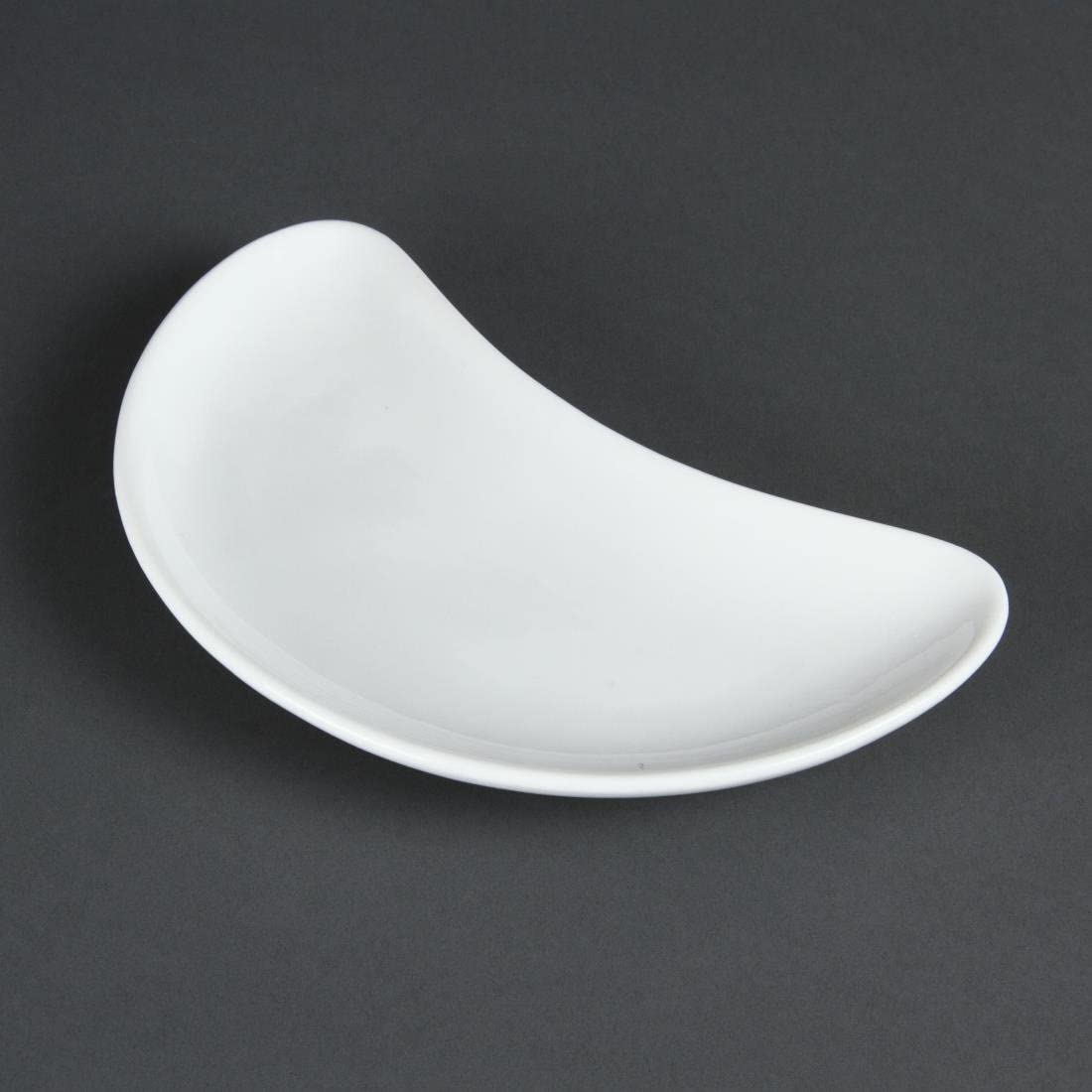 Premium White Porcelain Crescent Salad Plates - Set of 12 (200mm) - Elegant Dinnerware for Restaurants, Catering & Fine Dining Entertaining