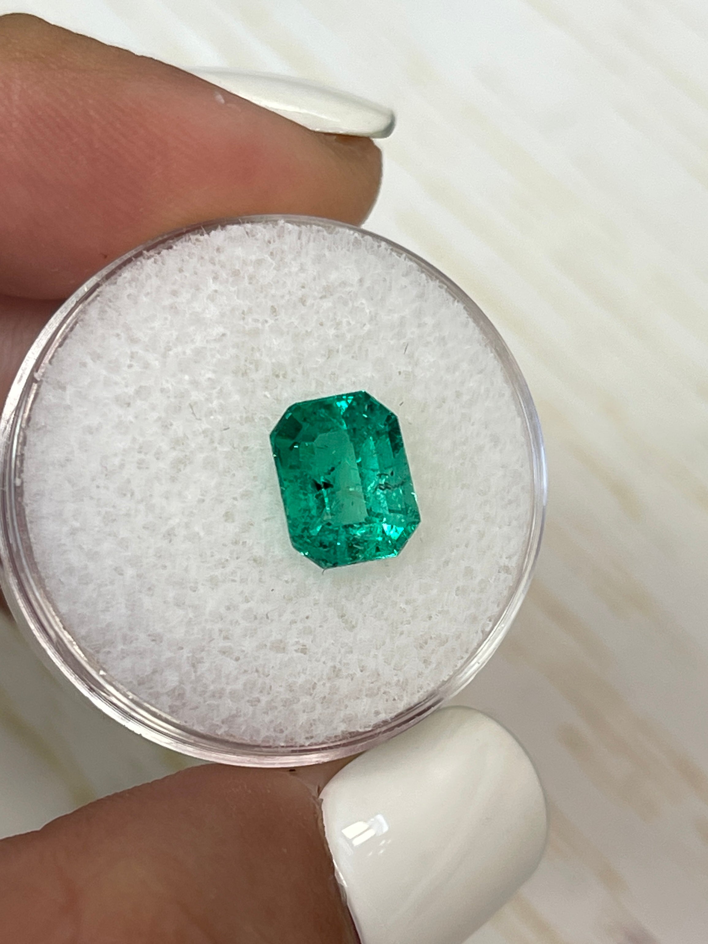 2.12 Carat 9x7mm Natural Colombian Emerald Loose Gemstone - Bluish Green with Freckles, Emerald Cut for Jewelry Making, Engagement Rings & Collector's Items