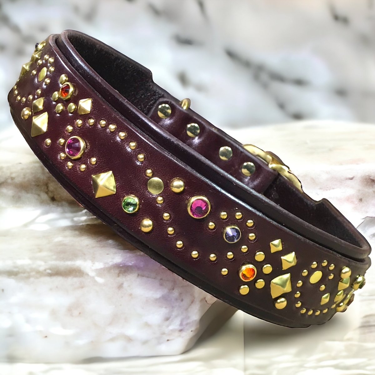 Custom Leather Dog Collar with Star Pattern - Wide Adjustable Pet Collar for Large Dogs - Durable & Stylish for Daily Walks, Training & Outdoor Adventures