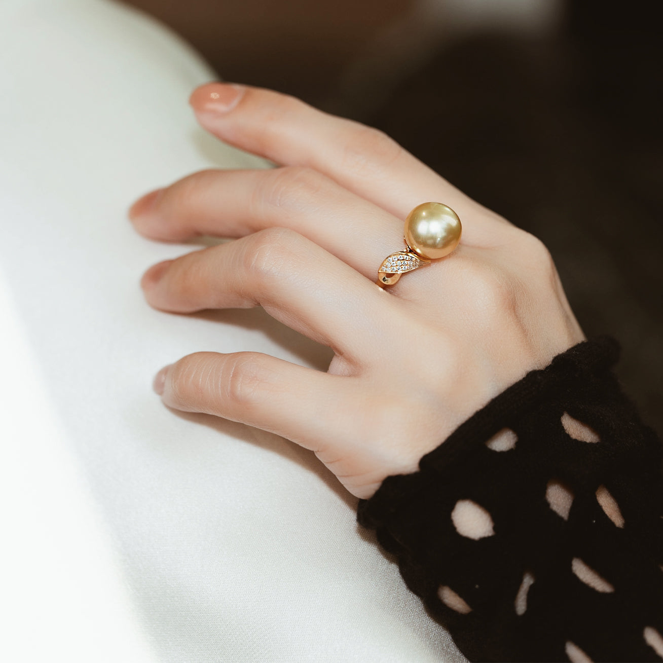 18K Gold South Sea Golden Pearl Ring KR00014 - Elegant Pearl Jewelry for Women, Luxury Bridal & Evening Wear Accessories