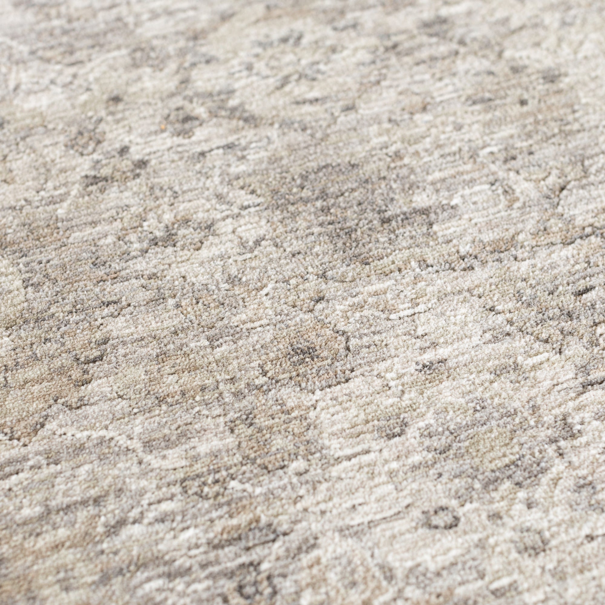 Premium Cyprus Gray Rug – Soft & Durable Non-Slip Area Rug for Living Room, Bedroom, or Office – Perfect for Home Decor and Cozy Spaces