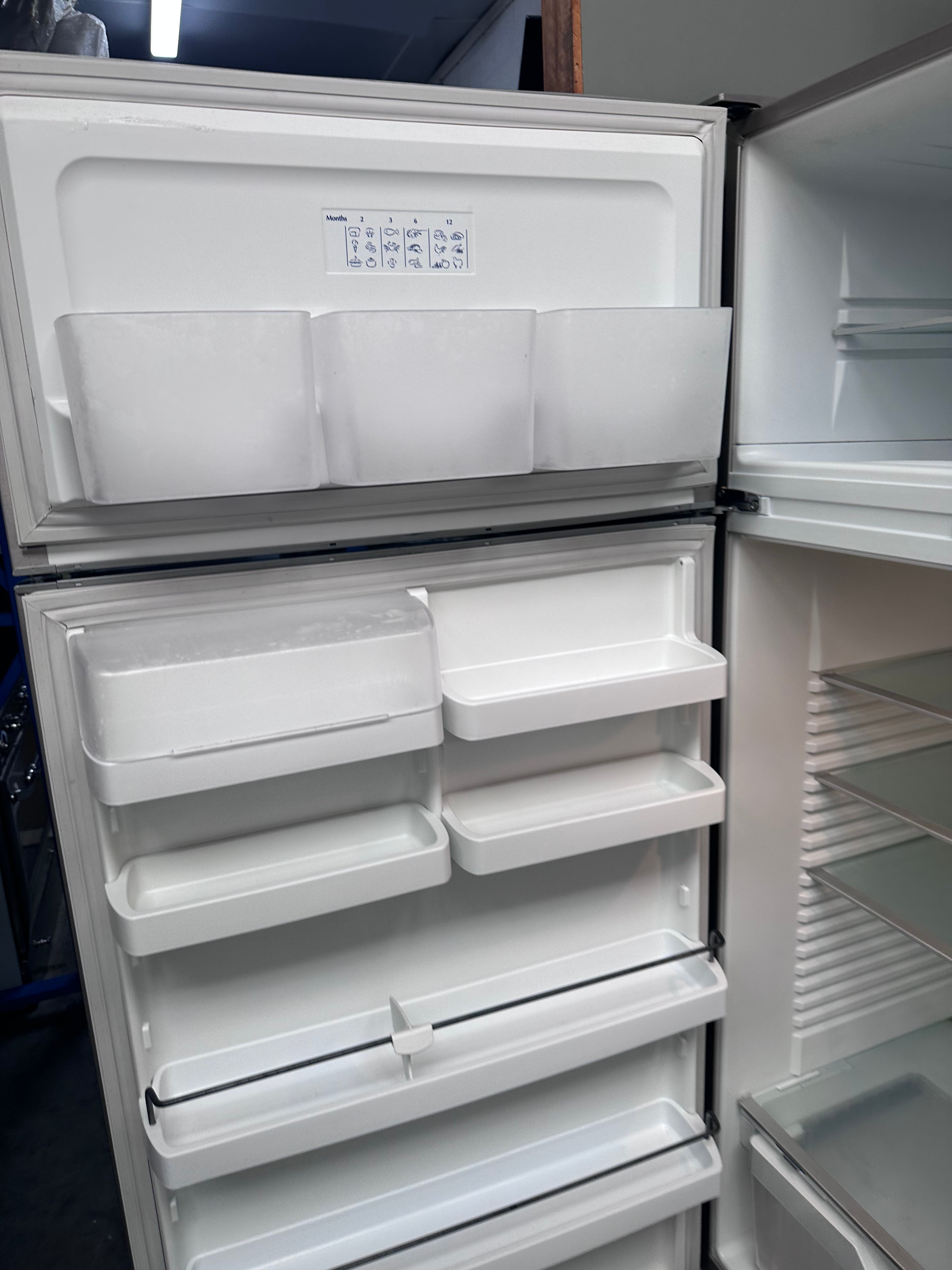 Fisher & Paykel 517L Top Mount Refrigerator - Energy Efficient, Stainless Steel, Spacious Freezer [Certified Refurbished] | Perfect for Large Families, Restaurants & Home Kitchens