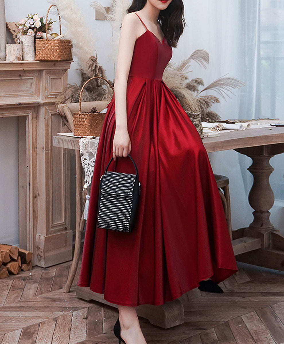 Elegant Burgundy Sweetheart Neck Prom Dress | Tea Length Evening Gown for Women | Perfect for Homecoming, Prom, and Formal Events