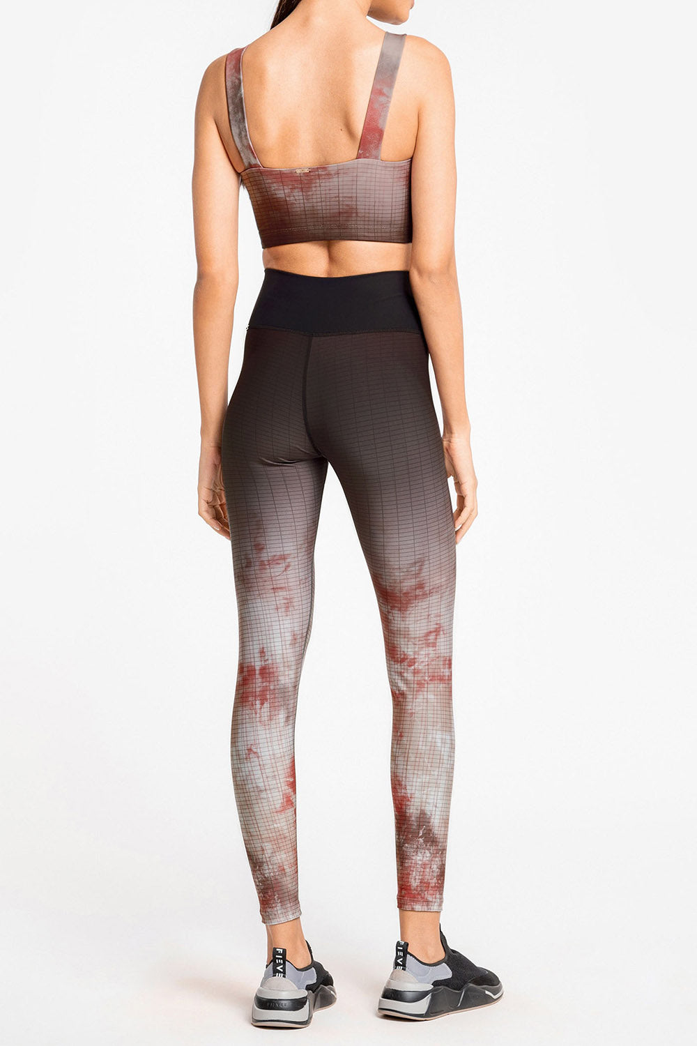 Sinergy Square Top - Stylish and Comfortable Women's T-Shirt for Casual Wear, Workouts, and Everyday Outfits
