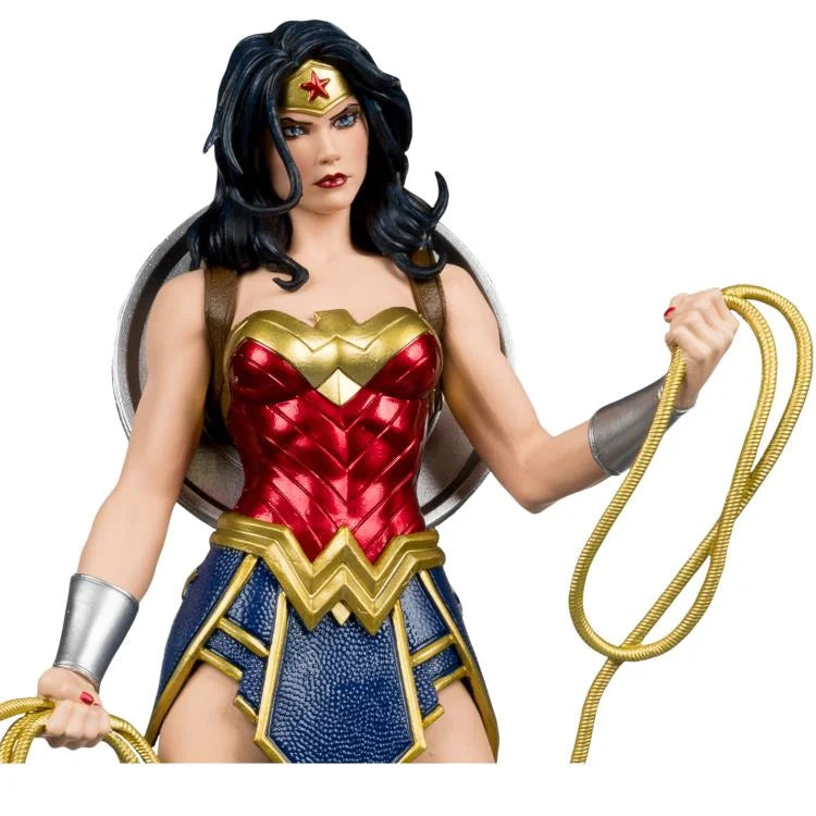 DC Comics Wonder Woman (Jim Lee) 1/6 Scale Collectible Figure with Digital Code - Perfect for Superhero Fans, Display & Gift Giving