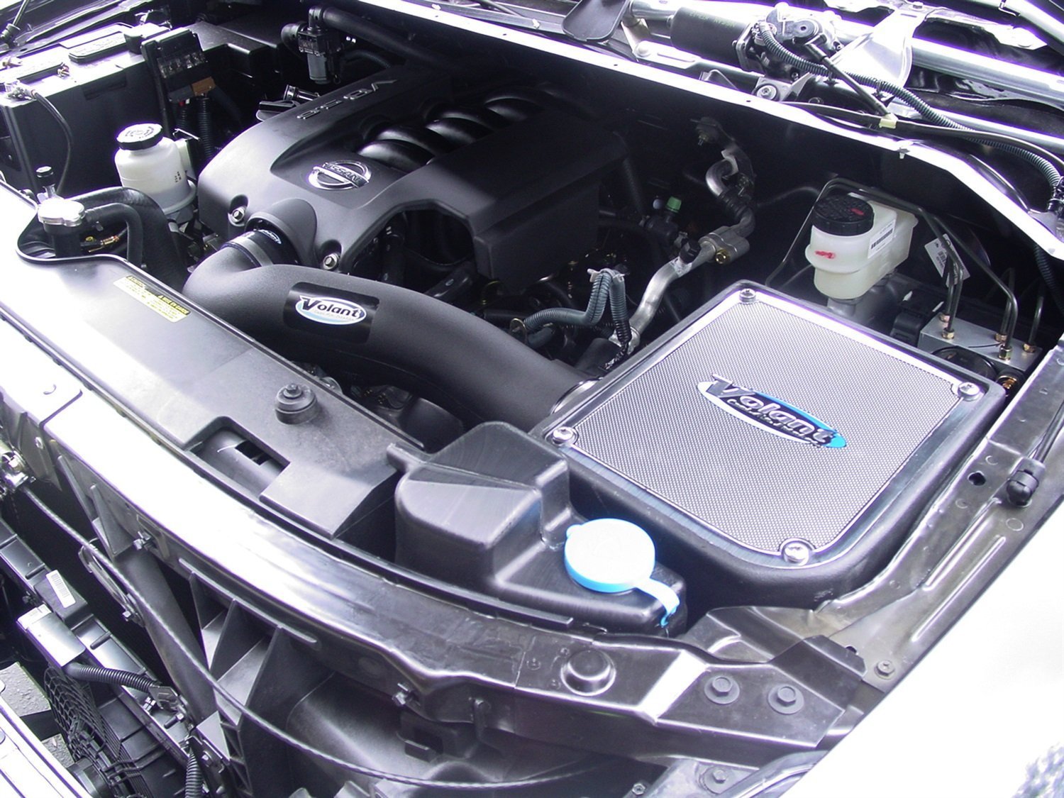 Volant 12856 High Performance Cool Air Intake Kit for Trucks & SUVs - Improve Engine Power & Fuel Efficiency - Perfect for Off-Roading & Daily Commuting