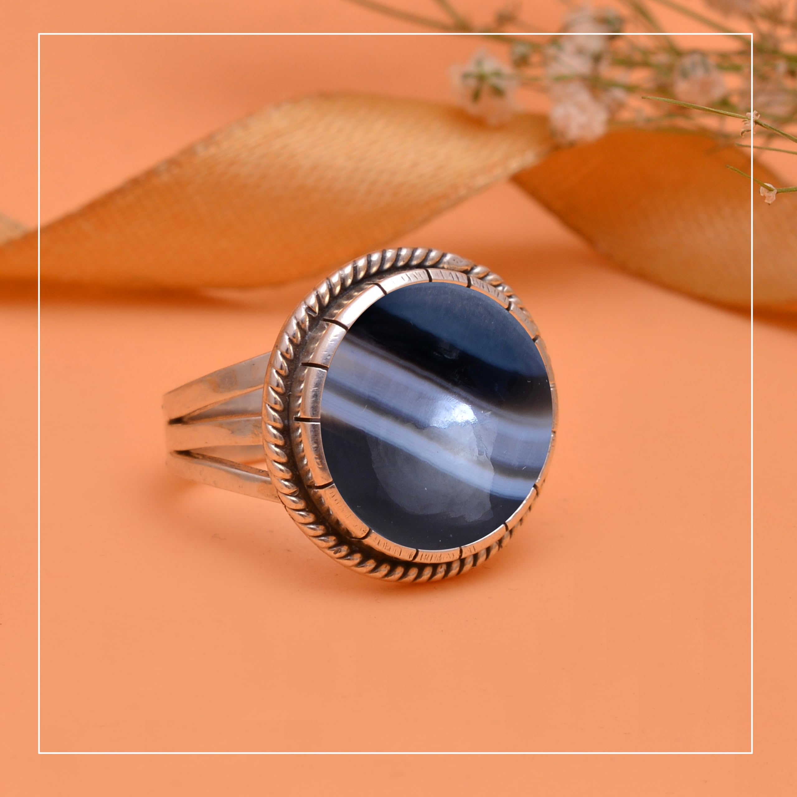 Veracity Jewelry 925 Sterling Silver Banded Agate Ring for Women - Natural Black & White Agate Gemstone Healing Meditation Jewelry - Handmade Spiritual Jewelry Gift for Yoga, Reiki & Mindfulness Practices