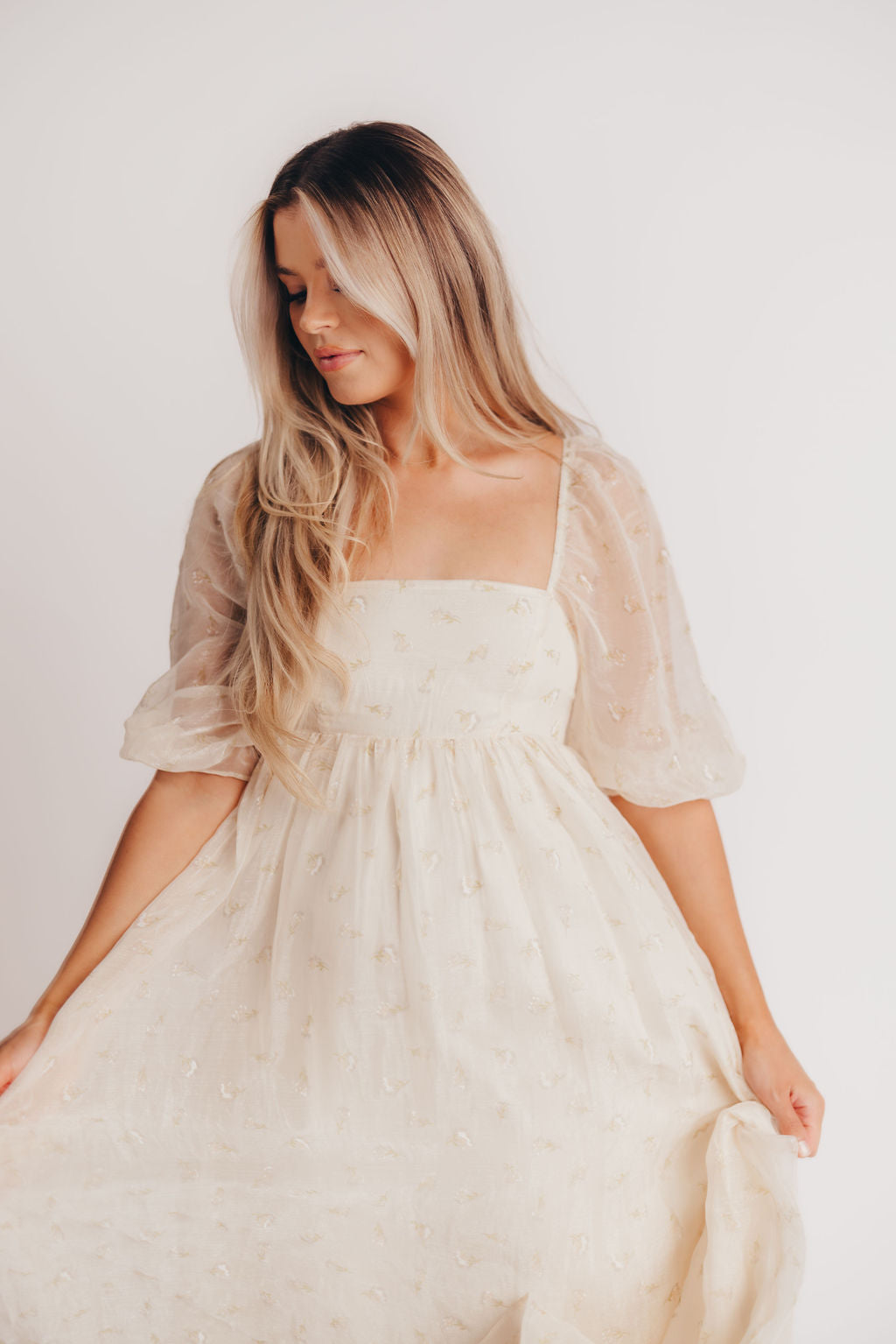 Butter Floral Smocked Maternity Maxi Dress - Bump Friendly, Inclusive Sizing S-3XL for Pregnancy, Baby Showers & Summer Vacations