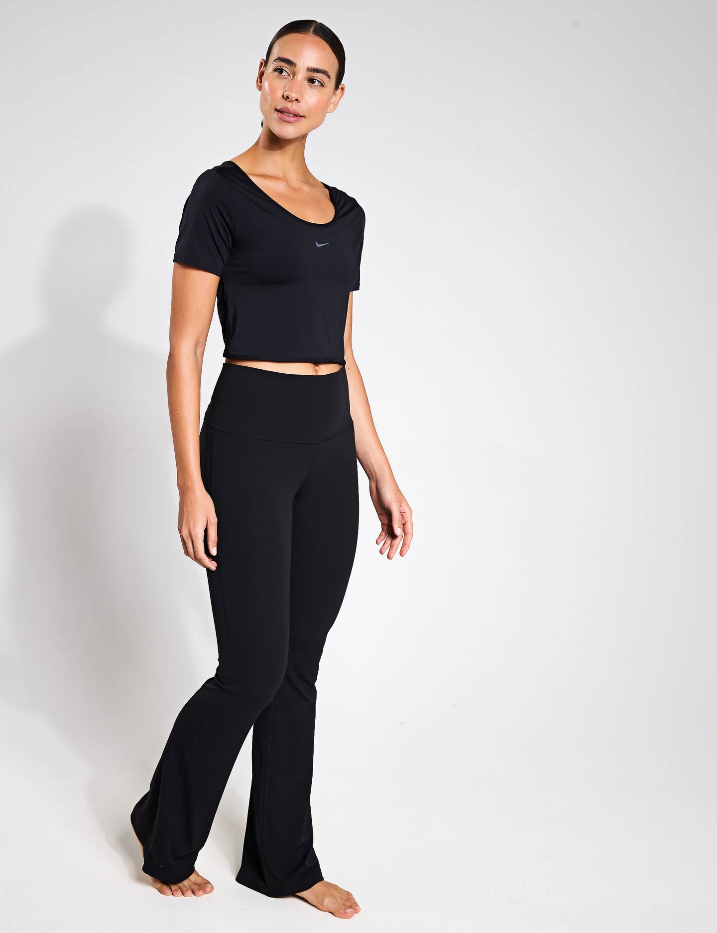 Classic Dri-FIT Short Sleeve Cropped Twist Top - Black & White | Moisture-Wicking Workout Shirt for Yoga, Running & Gym