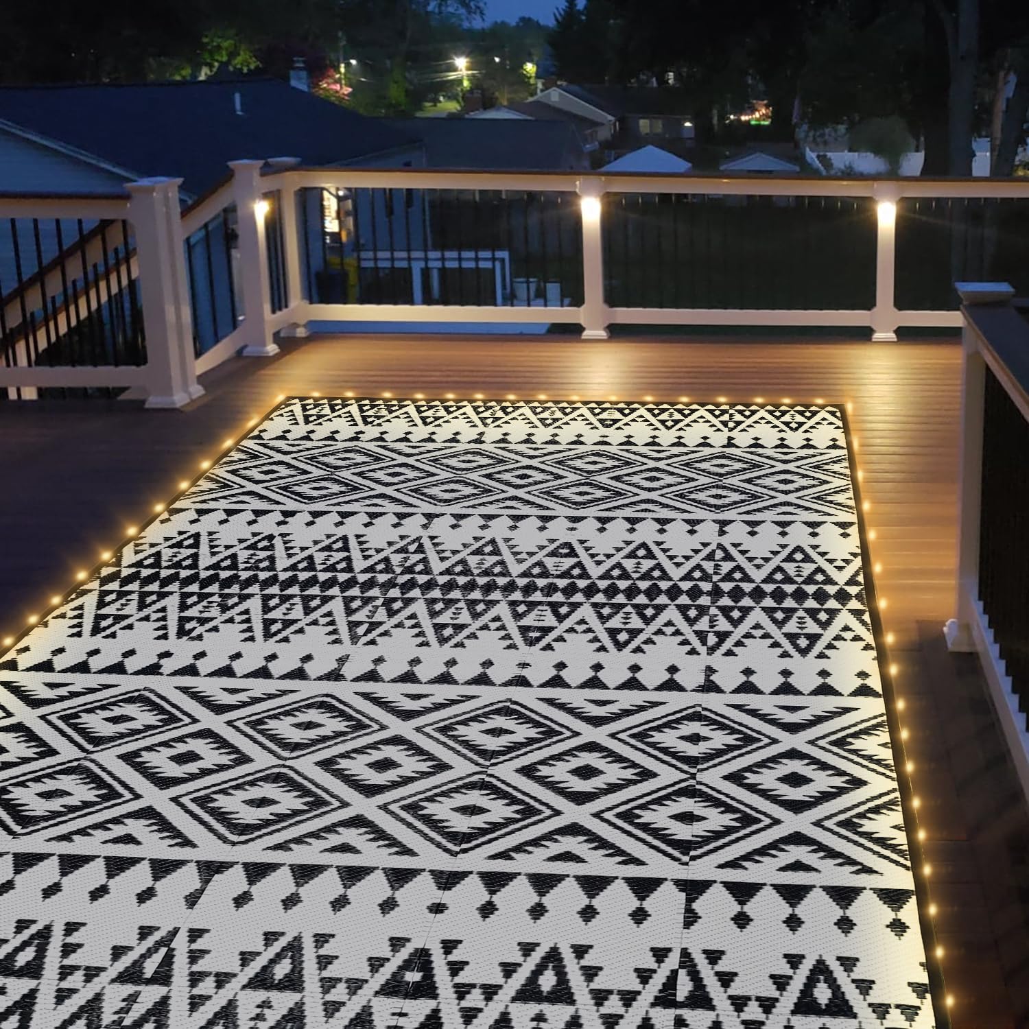 **8x10ft Waterproof Reversible Outdoor Rug with LED Strip Lights – Plastic Straw Mat for Patio, Deck, RV, Camping, Porch, Backyard & Balcony – Black & White Design – Perfect for Nighttime Gatherings & Outdoor Decor**