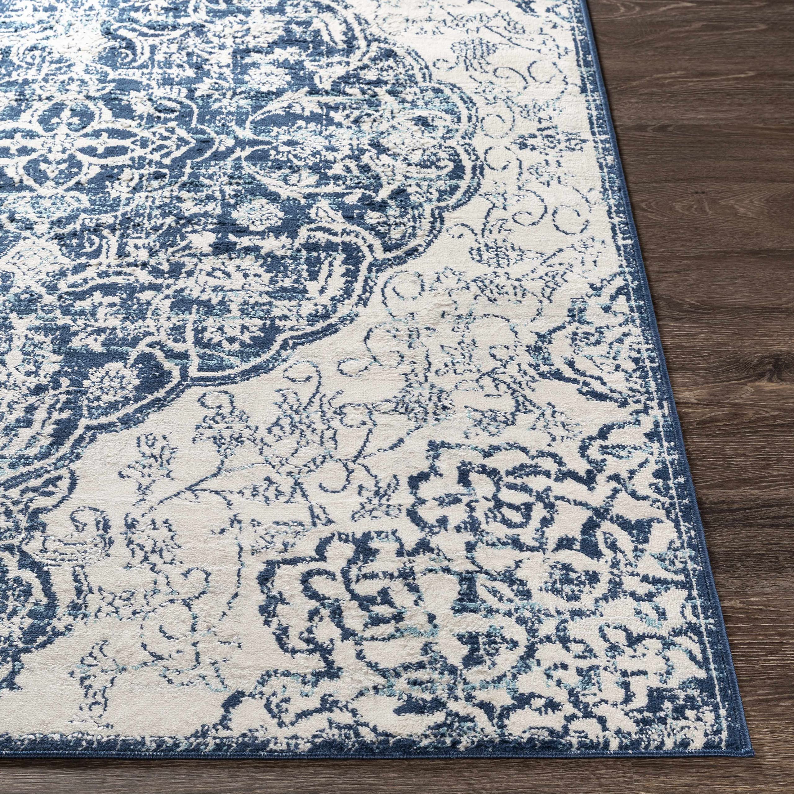 Hauteloom Traditional Beige and Blue Area Rug 7'10