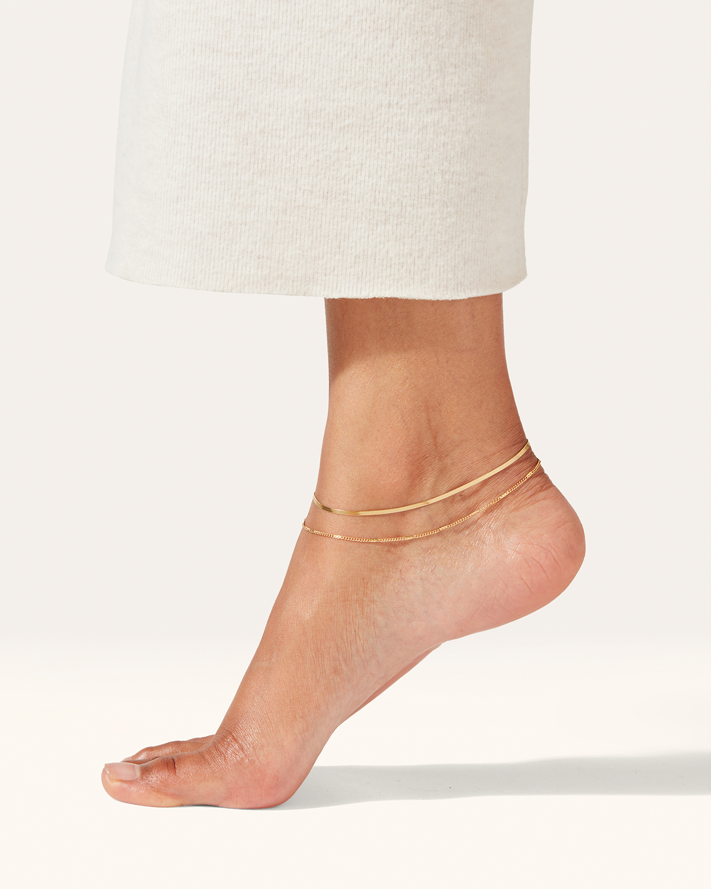 Elegant Gold Surfside Anklet - Stylish Beach Jewelry for Women | Perfect for Vacations, Weddings & Summer Outfits