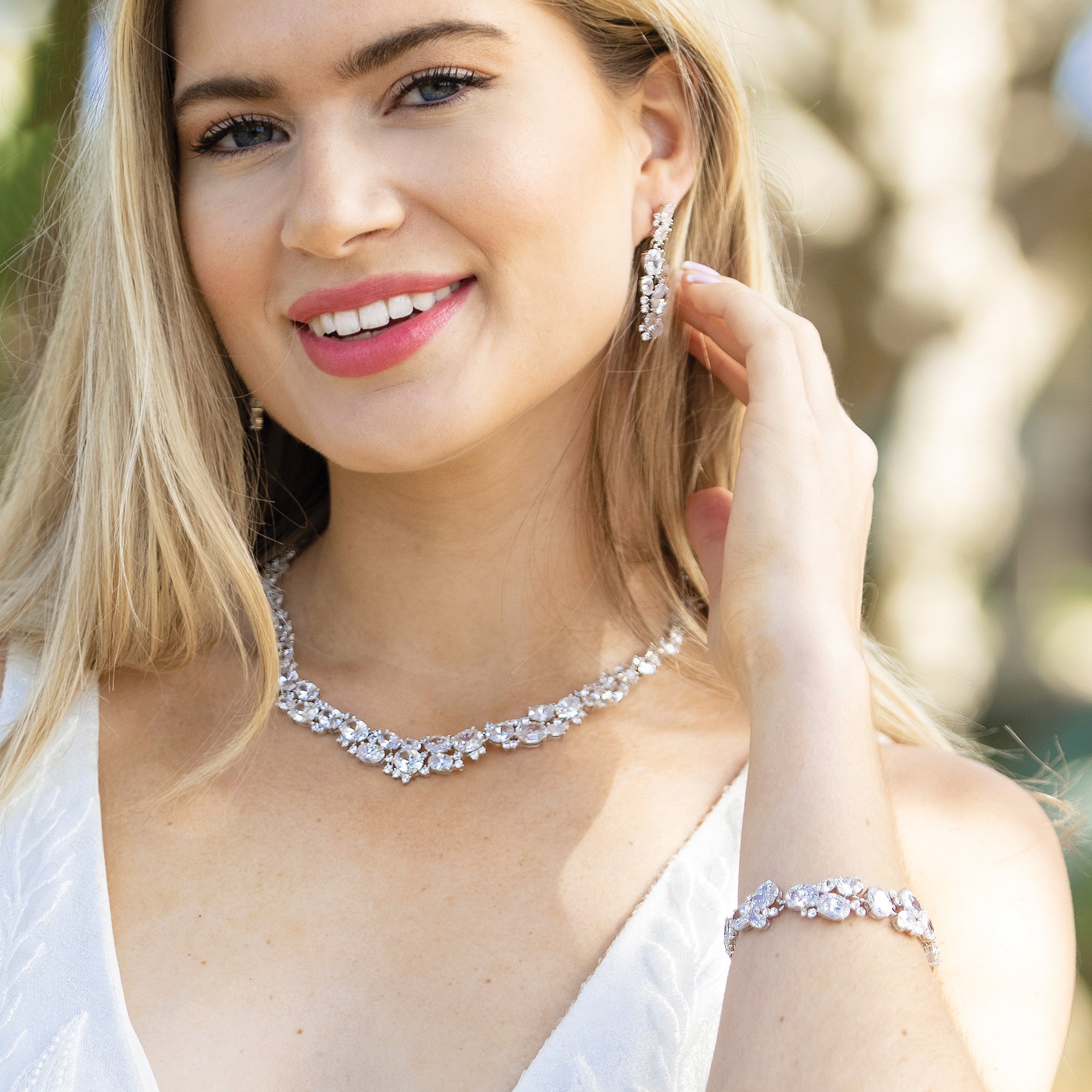 Elegant Peninsula Cubic Zirconia Bracelet for Women - Sparkling Fashion Jewelry Gift for Anniversary, Birthday & Special Occasions