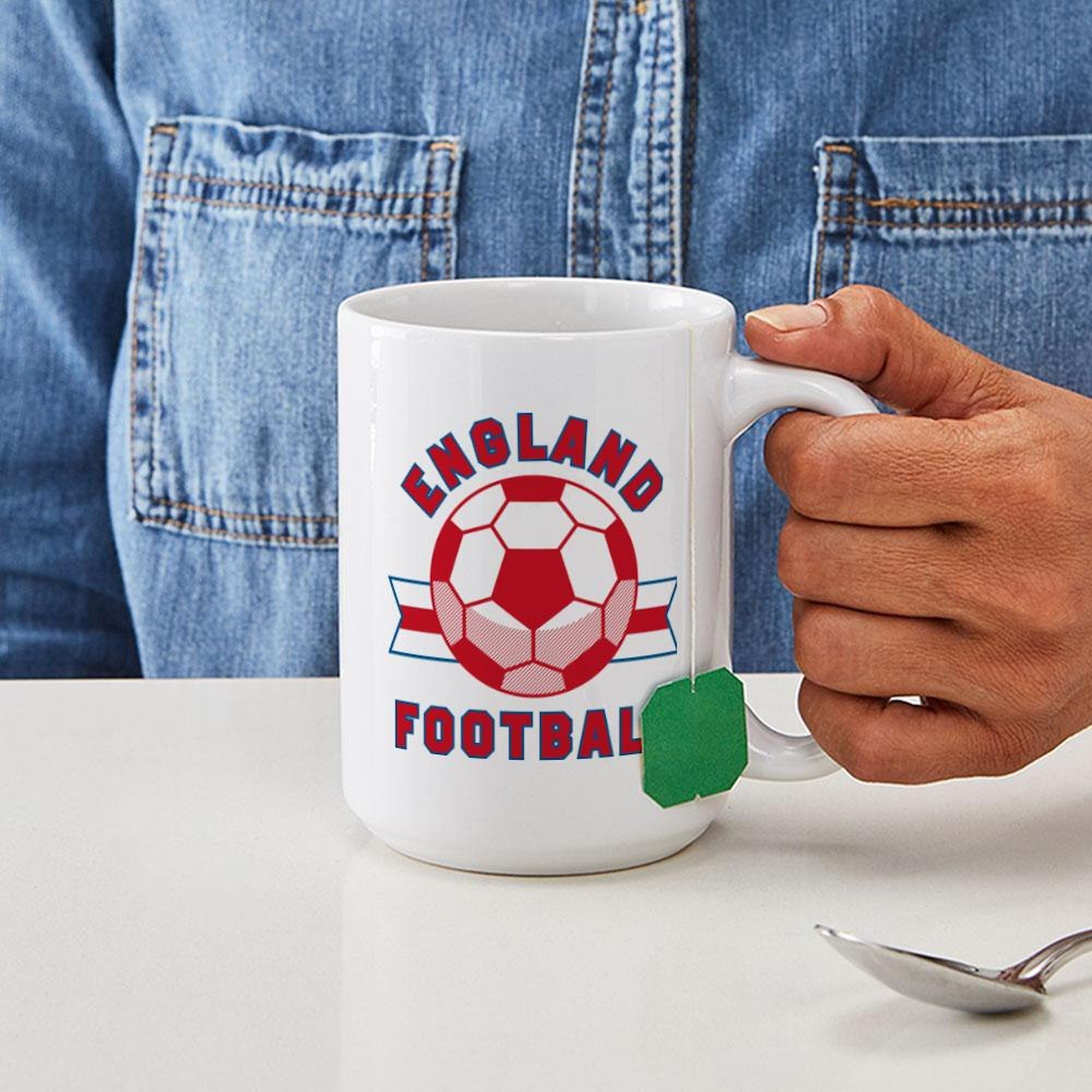 England Football Team 15 oz (444 ml) Ceramic Coffee Mug - Perfect for Soccer Fans, Tea & Coffee Lovers - Great Gift for Game Day, Office or Home Use