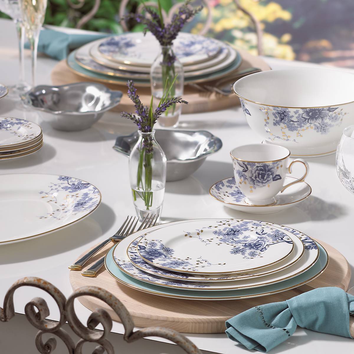 Garden Grove 5-Piece Dinnerware Set - Elegant Tableware for Family Dining, Dinner Parties & Home Decor
