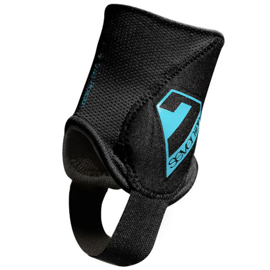 7iDP Control Ankle Support Brace - Medium Size, Black - for Basketball, Running & Injury Recovery