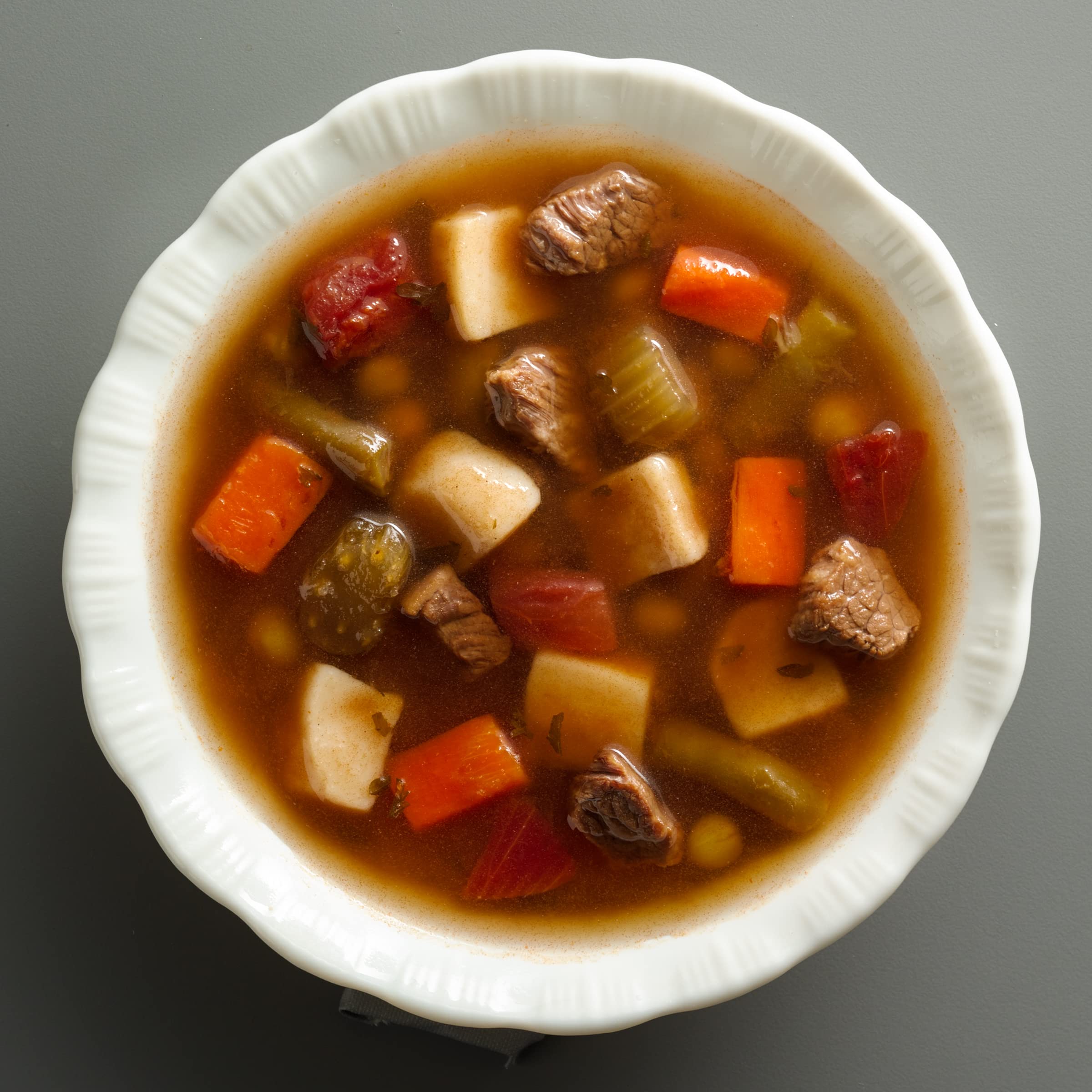 Progresso Light Beef Pot Roast Soup - Gluten Free, Low Calorie, 18.5 oz Can (Pack of 12) | Hearty Comfort Food for Quick Lunches, Easy Dinners & Emergency Pantry Meals