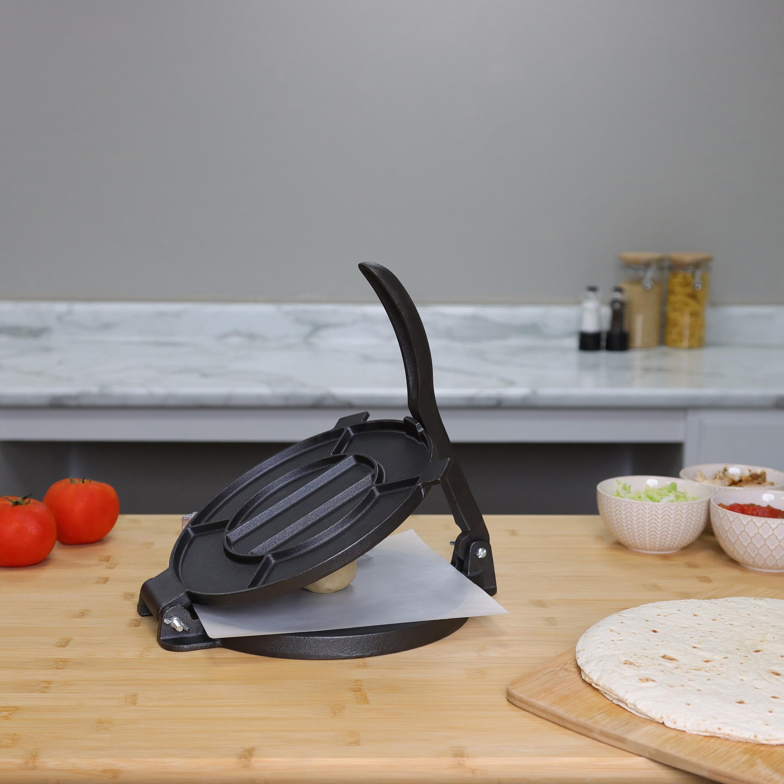 7Penn 10-Inch Cast Iron Tortilla Press - Heavy Duty Roti Maker for Corn & Flour Tortillas with 100 Cooking Sheets - Perfect for Mexican, Indian & Homemade Flatbreads