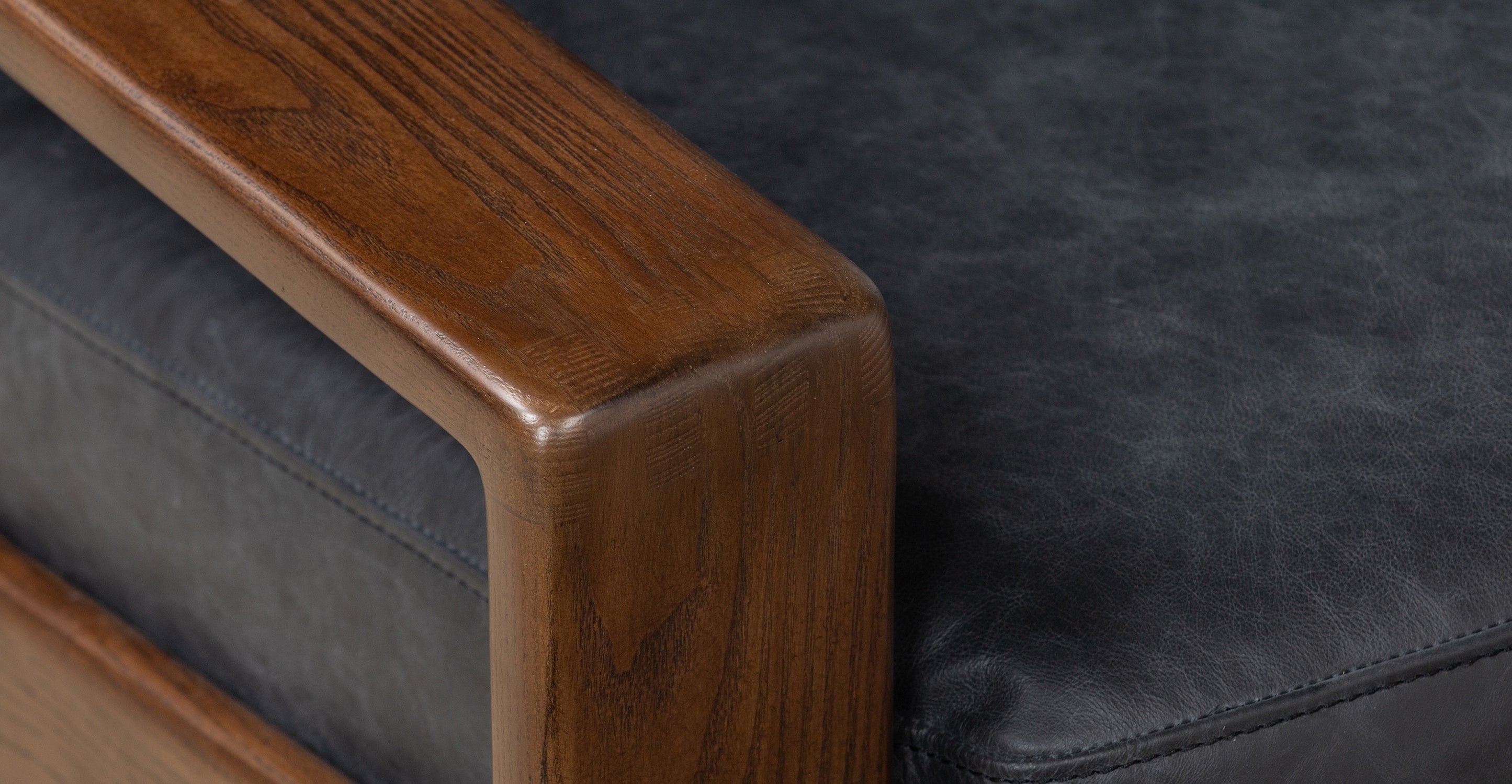 Skive Lounge Chair - Modern Comfortable Recliner for Living Room, Bedroom & Office - Perfect for Relaxing, Reading & Napping