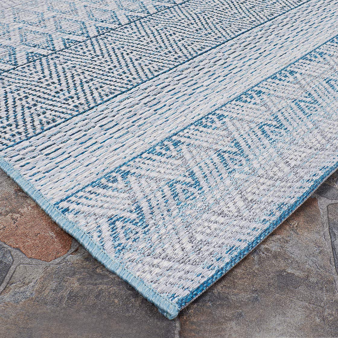 Couristan Cape Outdoor Area Rug - Gables 5'3