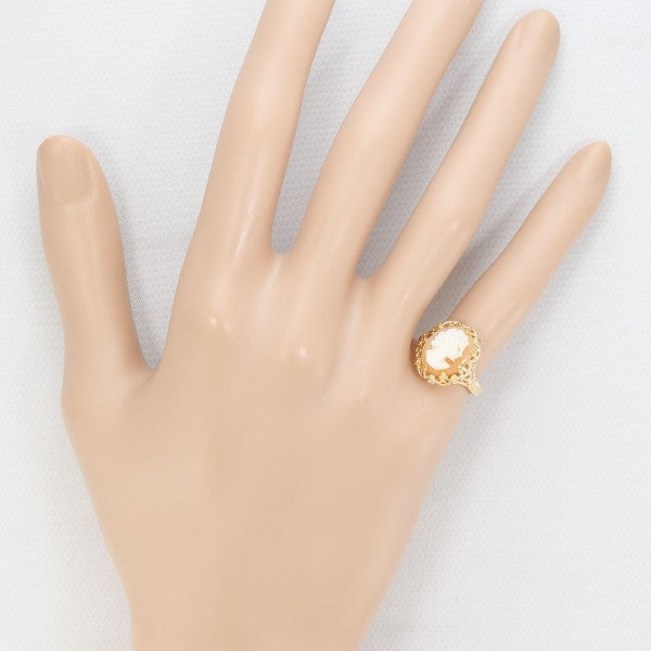 18K Yellow Gold Ring for Women - Size 6.5 - Elegant Wedding Band, Anniversary Gift, or Everyday Jewelry - Perfect for Special Occasions & Daily Wear