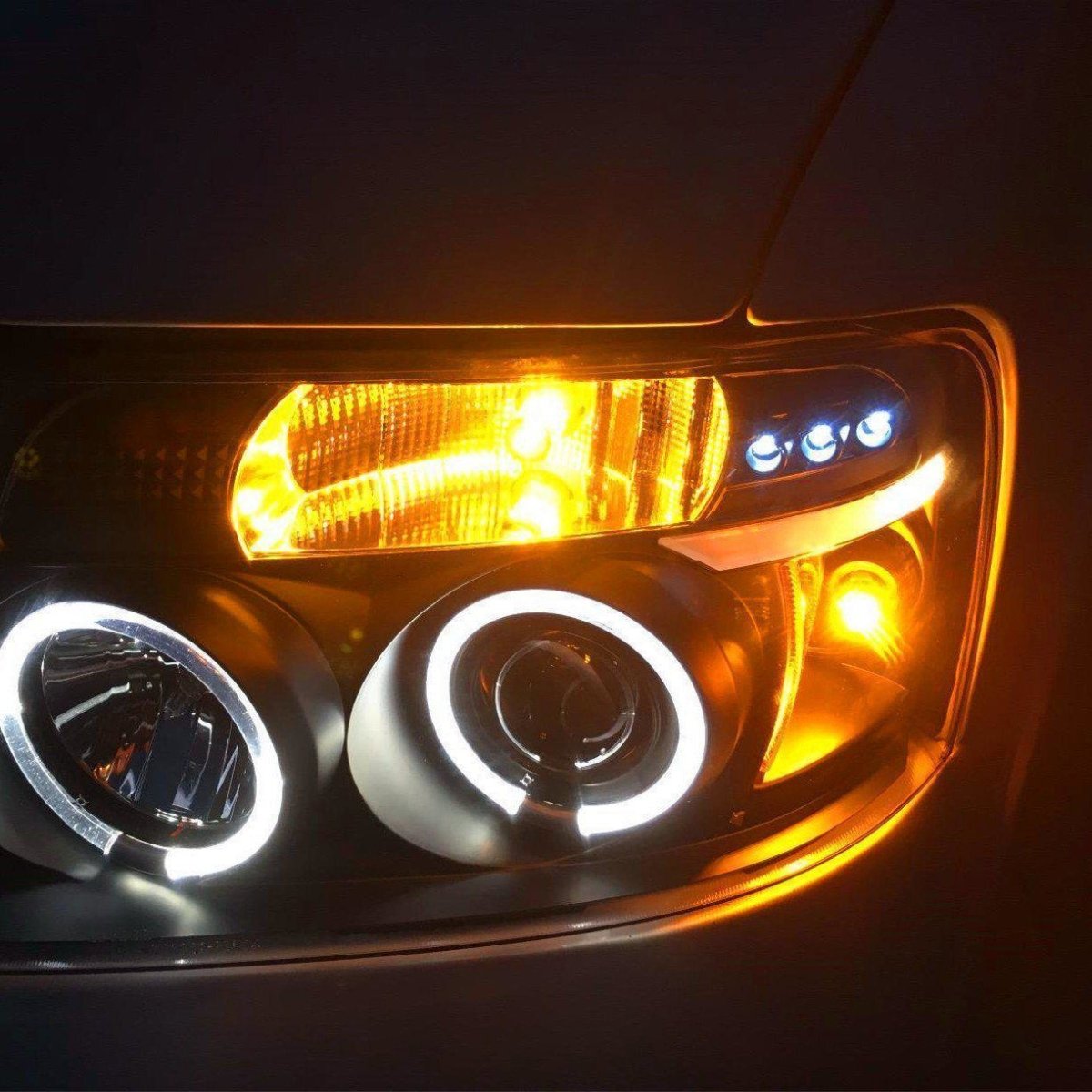 T20 7440 7443 LED Bulbs - Amber White Turn Signal, Brake, Stop, Tail & Reverse Lights - Compatible with Cars, Trucks & SUVs - Enhanced Visibility & Safety for Night Driving