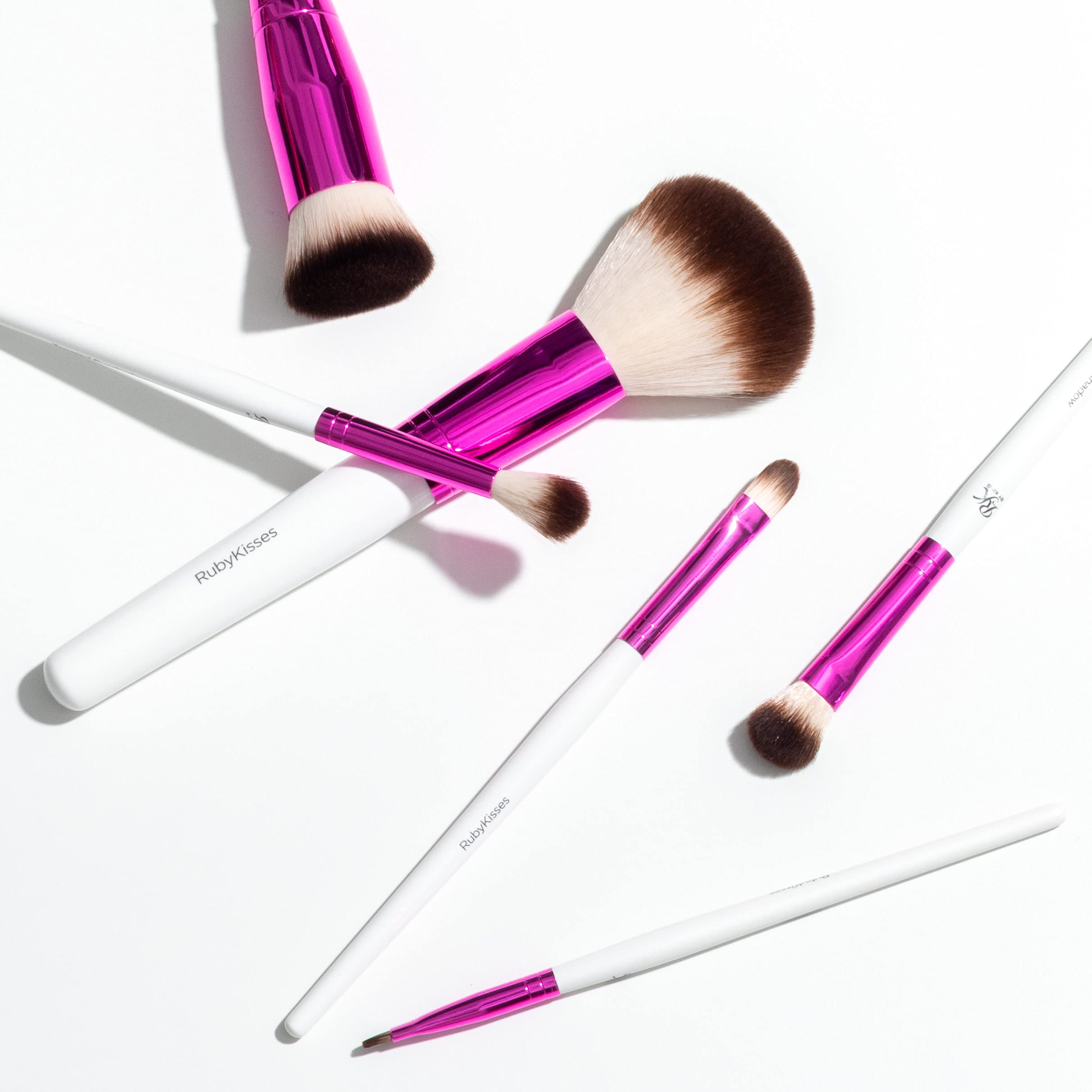 Kiss Ruby Kisses Make-Up Brush Concealer - Professional Concealer Brush for Flawless Coverage | Perfect for Daily Makeup & Contouring