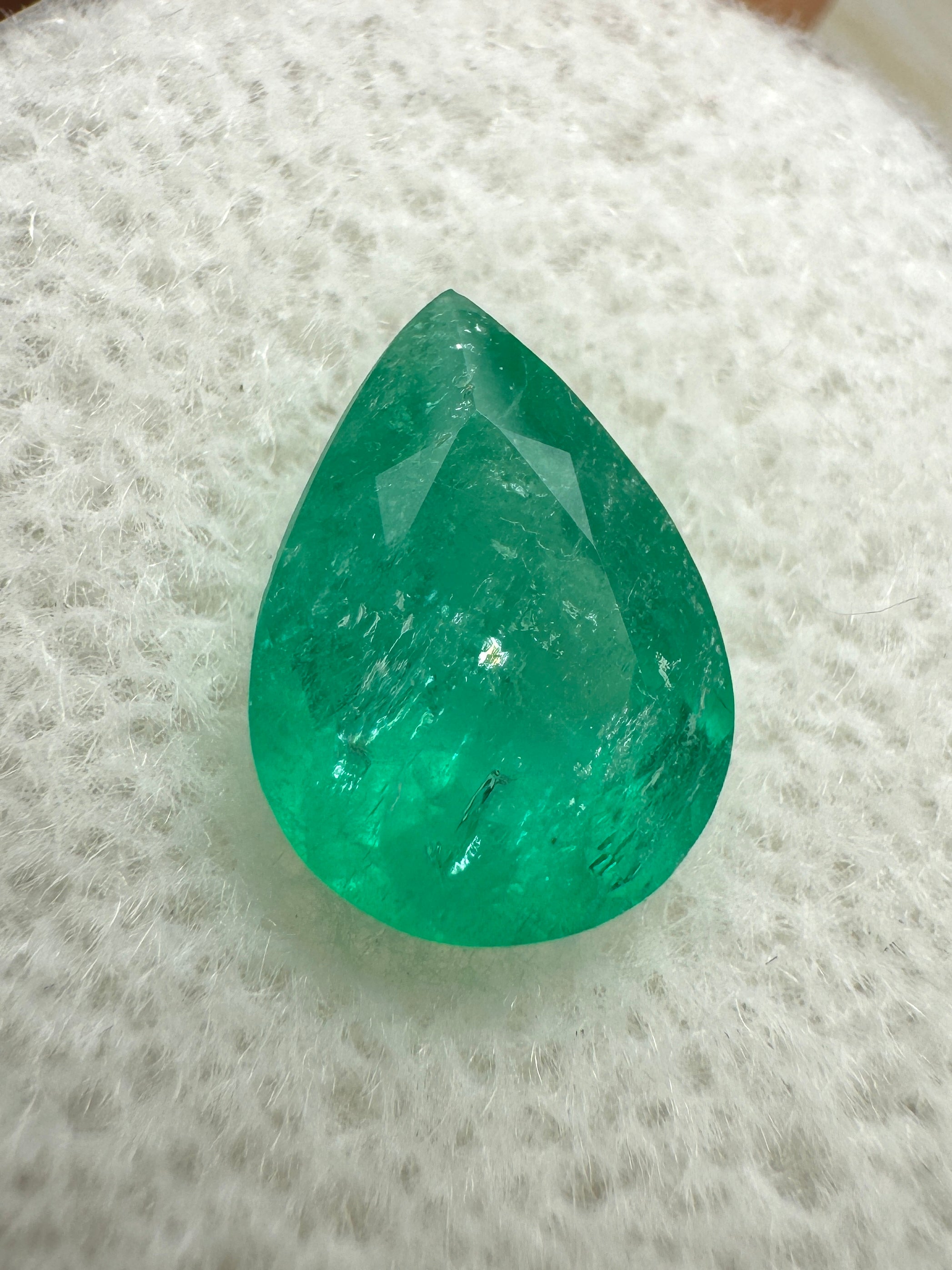 2.0 Carat Medium Green Natural Loose Colombian Emerald Pear Cut Gemstone for Jewelry Making, Engagement Rings & Fine Collections - Perfect for Custom Designs & Luxury Gifts