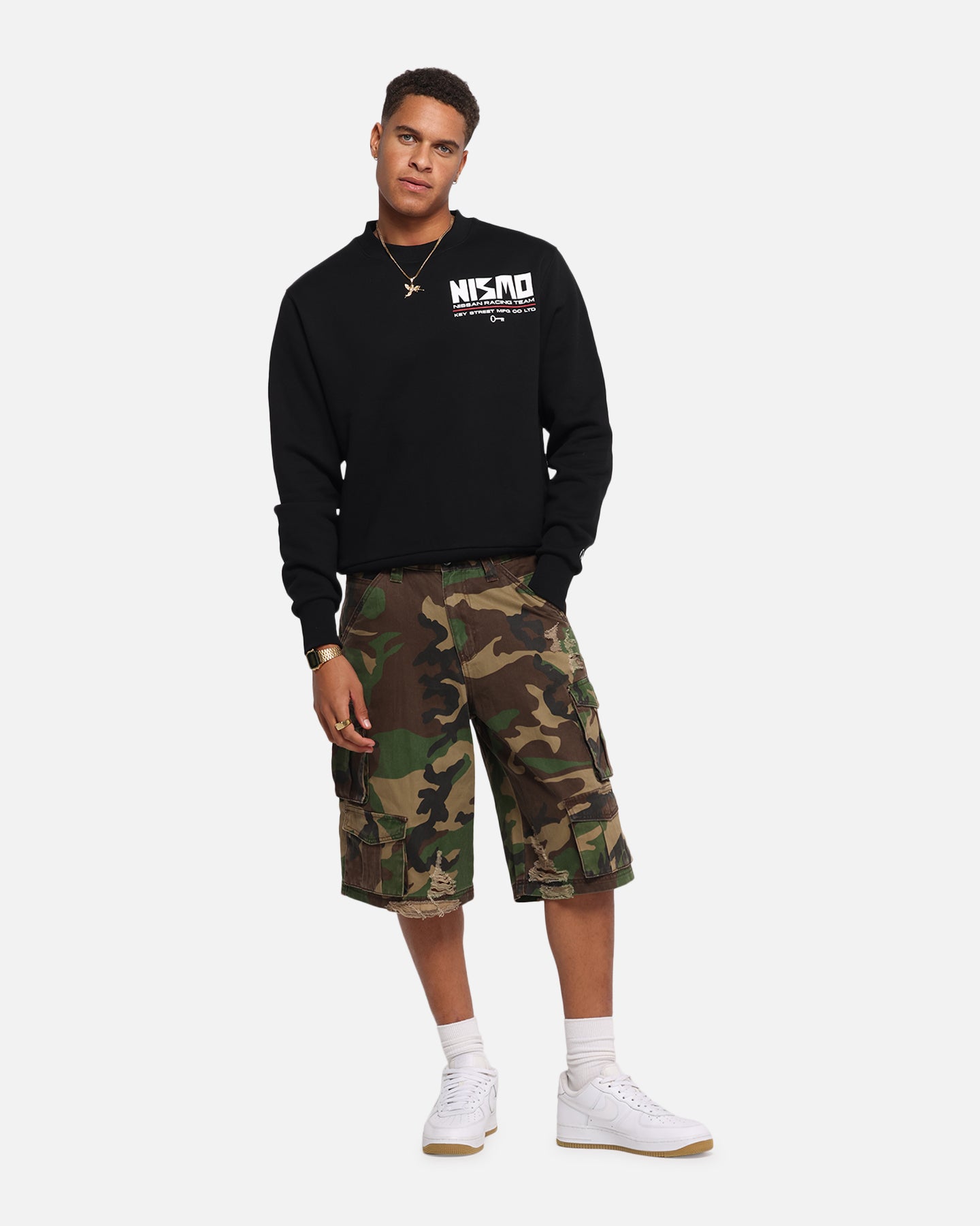Nissan Nismo Classic Crewneck Sweatshirt - Black Vintage Unisex Pullover for Men & Women - Perfect for Casual Wear, Street Style & Car Enthusiasts