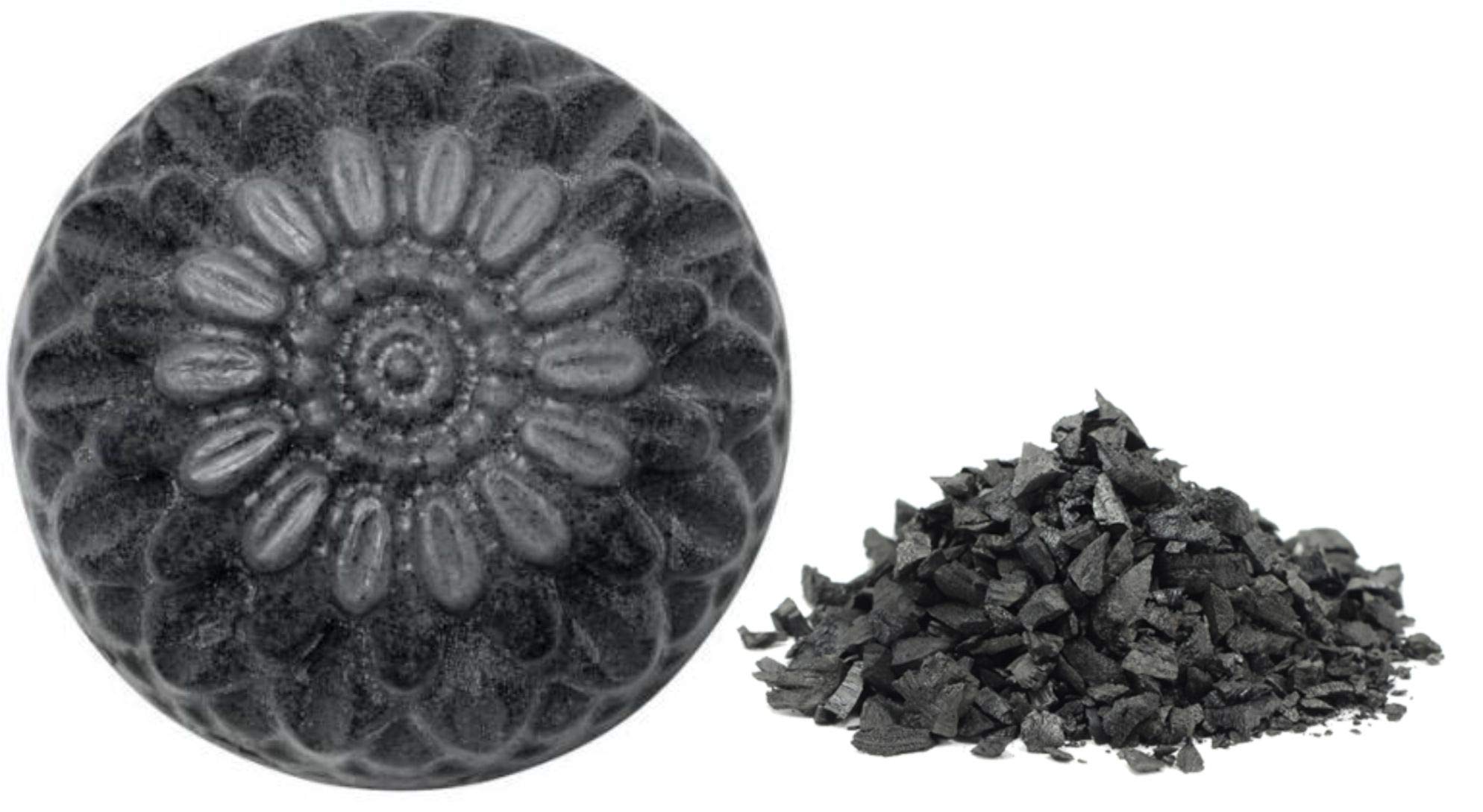 **Organic Handmade Charcoal Soap for Women – Skin Whitening, Acne & Blackhead Treatment, Anti-Wrinkle & Pimple Care – 4 Pack (4 x 100g) – Perfect for Daily Cleansing & Deep Pore Detox**
