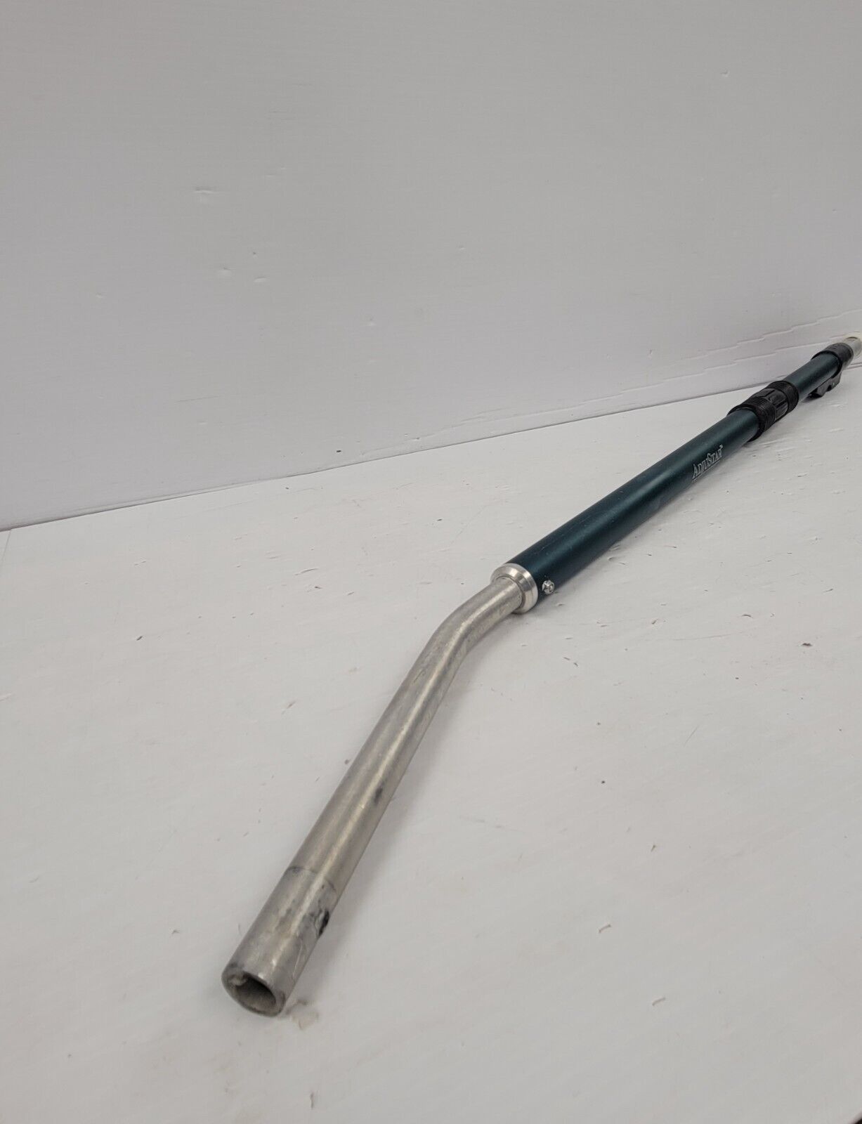 Northstar Adjuster Mud Box Handle - Heavy Duty Tool for Drywall and Plaster Work - Perfect for Construction and Home Renovation Projects