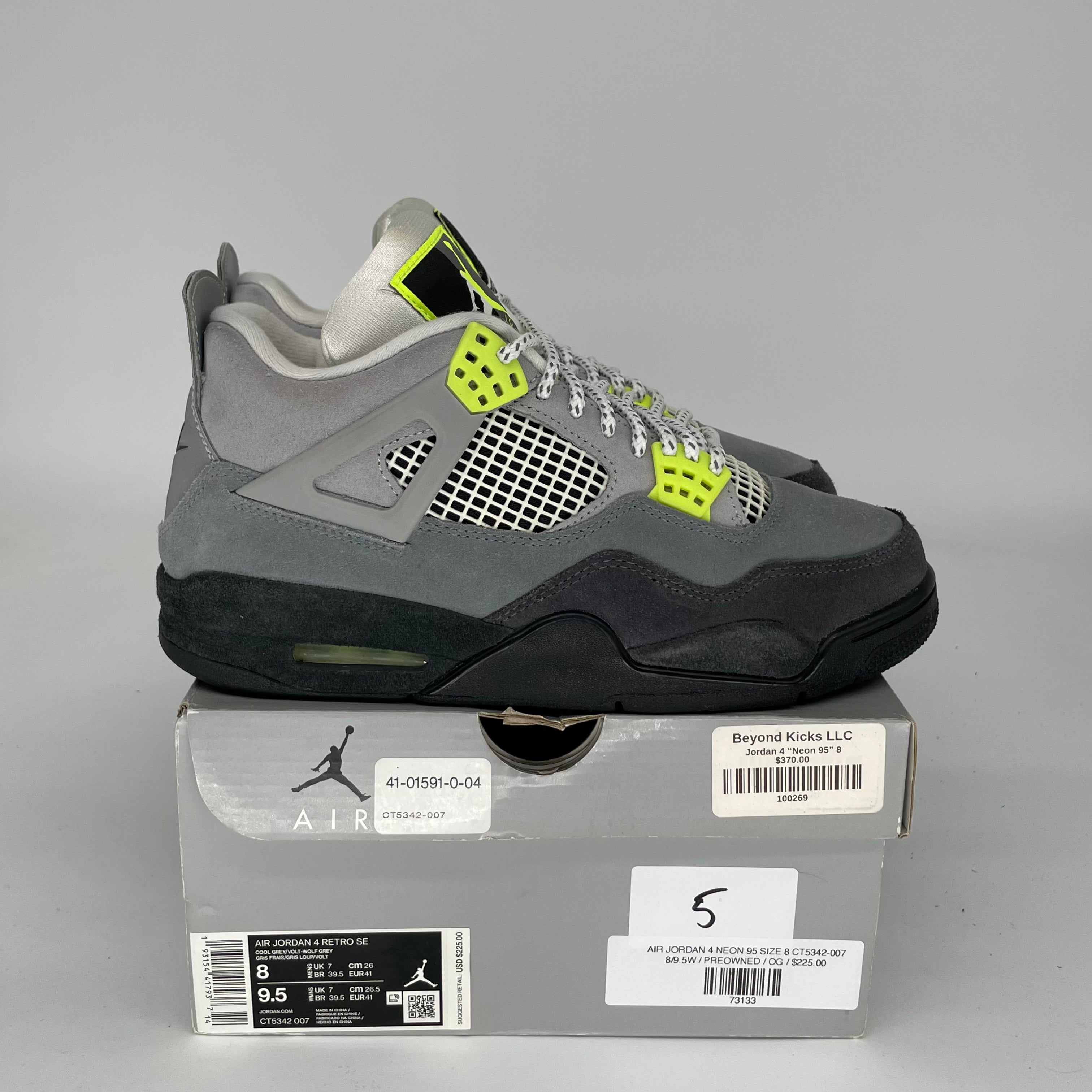 AIR JORDAN 4 Retro 
