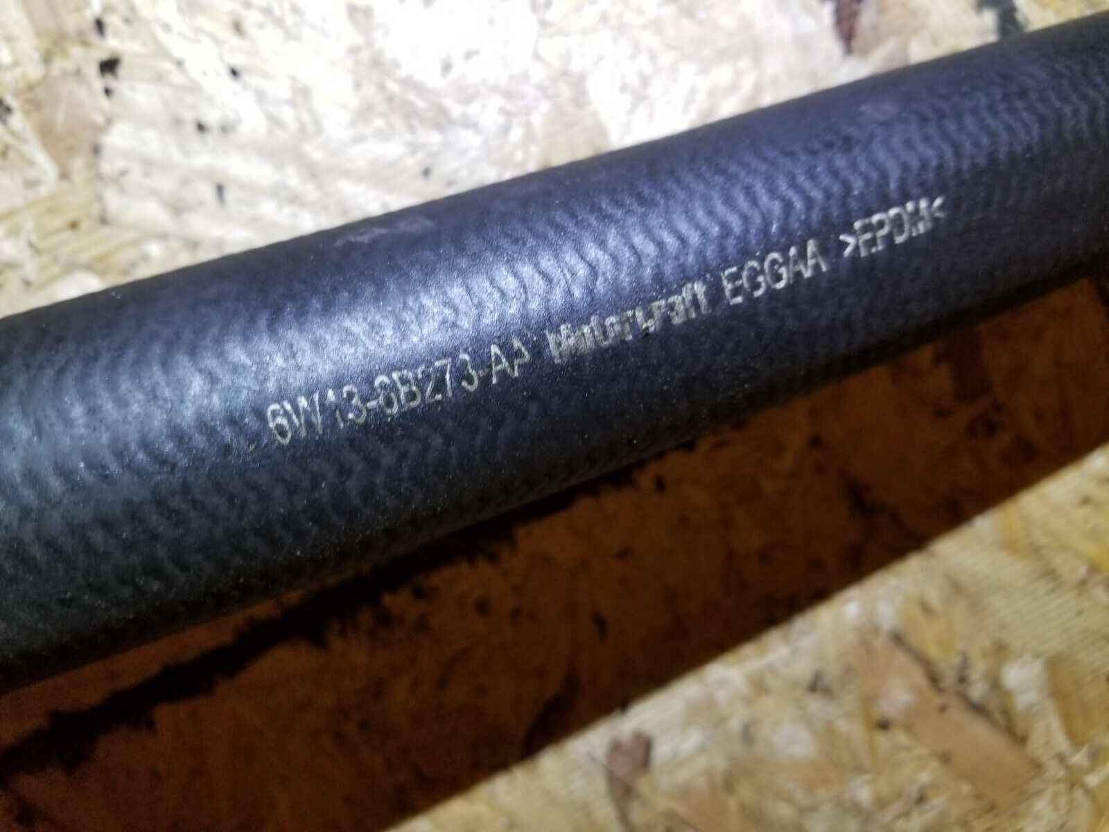 2006-2011 Lincoln Town Car Radiator Hose Pipe Line - OEM Replacement Part 65k - Perfect for Cooling System Repair & Maintenance
