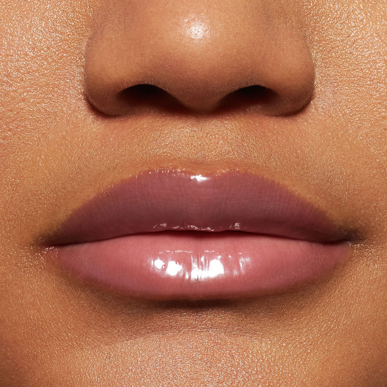 Glisten Up Lip Gloss - Shiny & Moisturizing Lip Gloss for Women - Perfect for Daily Wear & Special Occasions